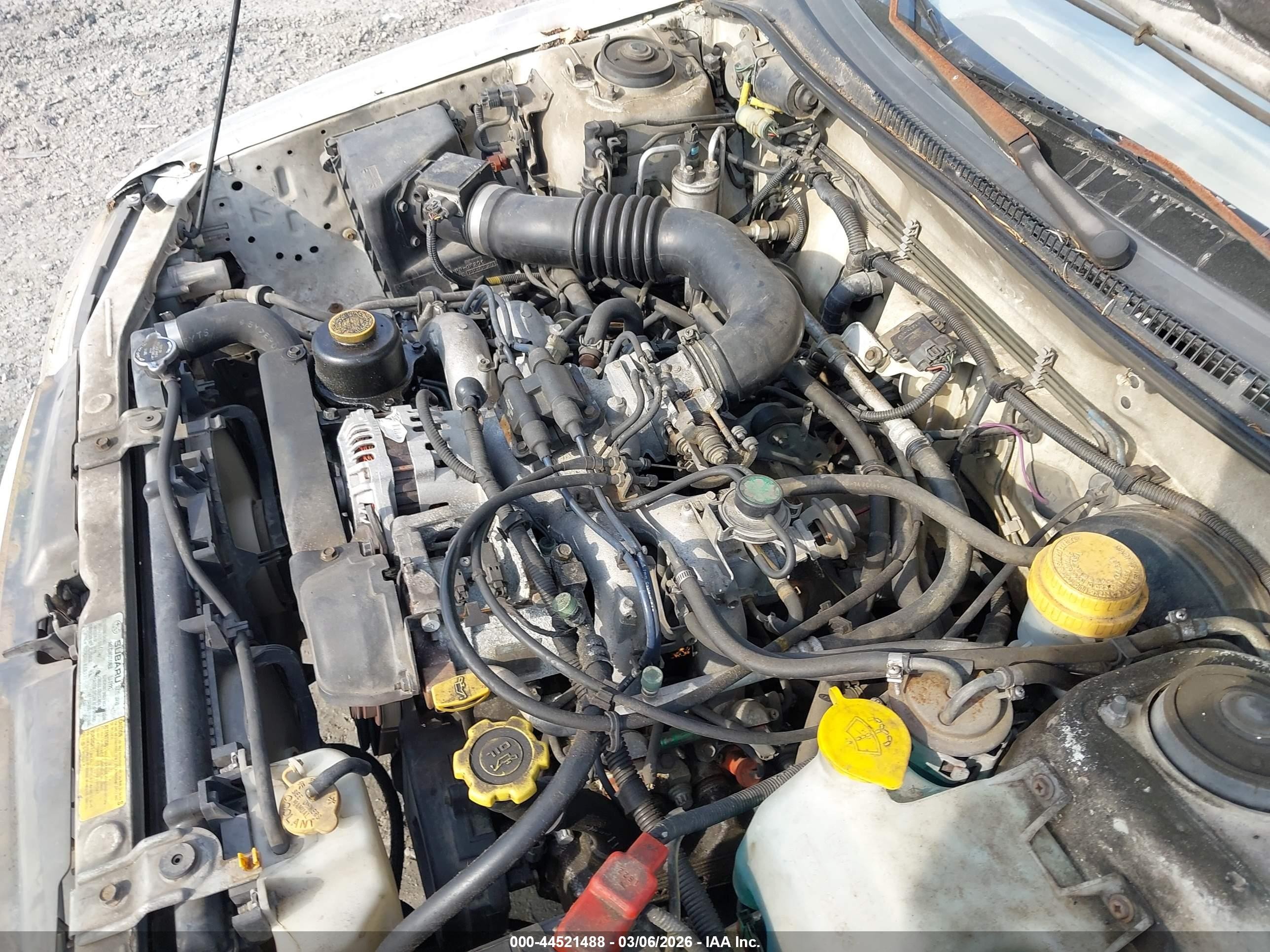 1996 Subaru Impreza L White vin: JF1GC4352TH512729