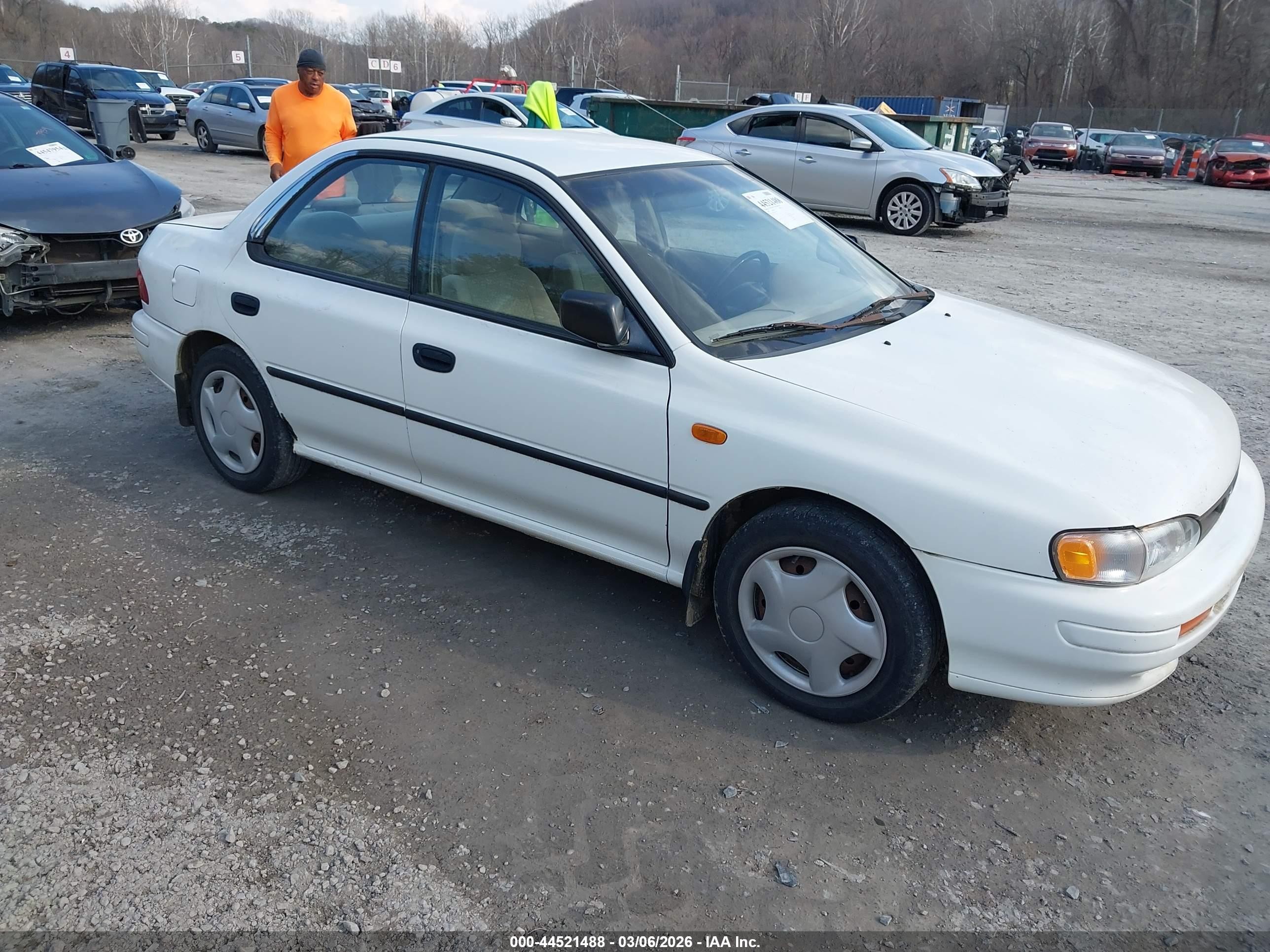 1996 Subaru Impreza L Белый vin: JF1GC4352TH512729
