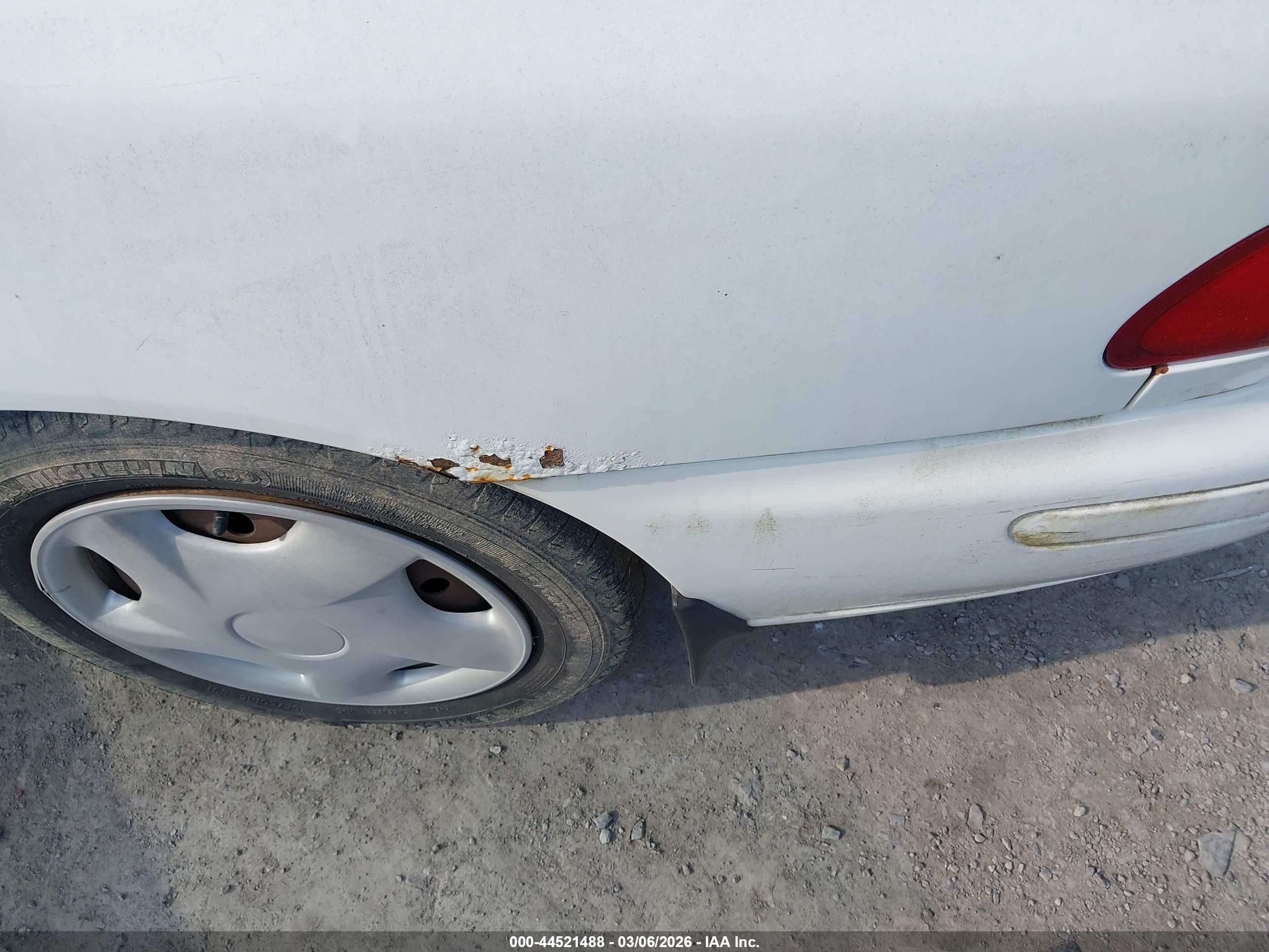 1996 Subaru Impreza L White vin: JF1GC4352TH512729
