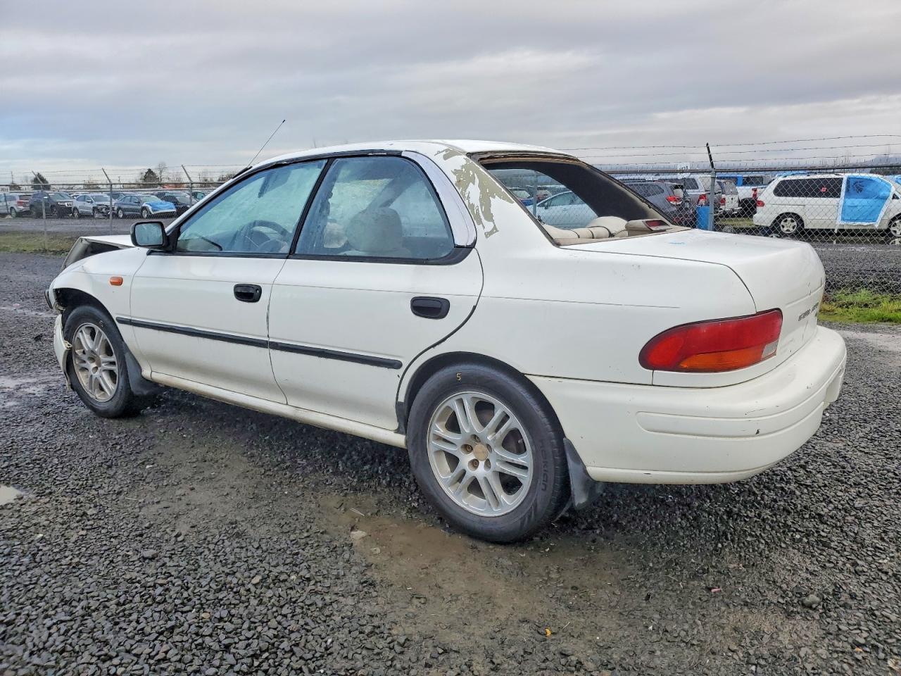 1995 Subaru Impreza L White vin: JF1GC6355SH517899