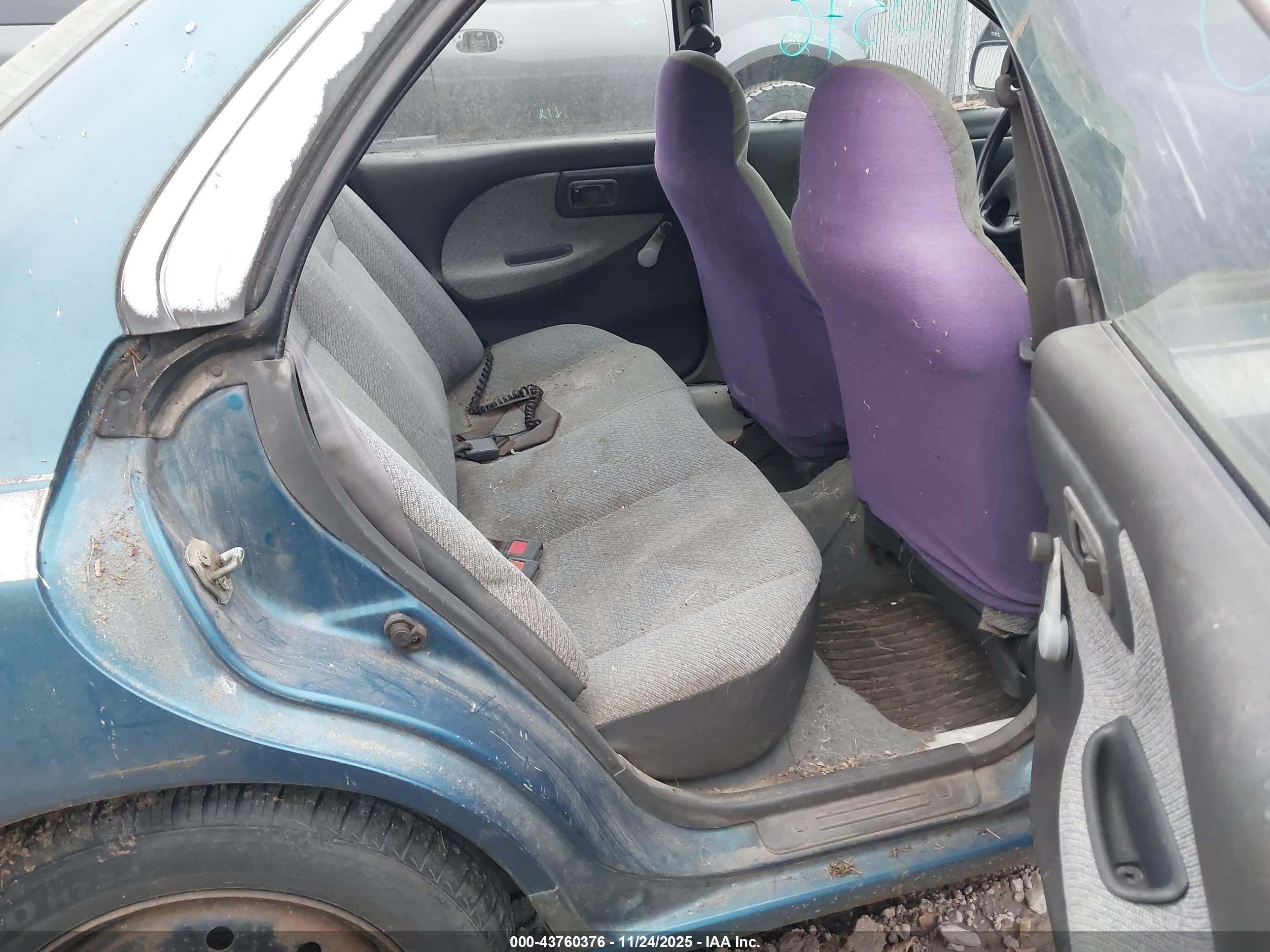 1995 Subaru Impreza L Blue vin: JF1GC6356SH514509