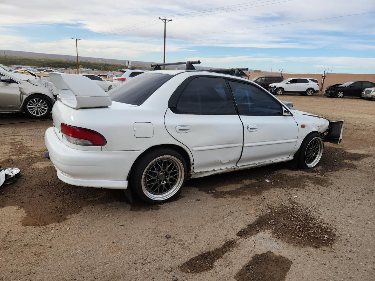 2001 Subaru Impreza Rs White vin: JF1GC67541H500844