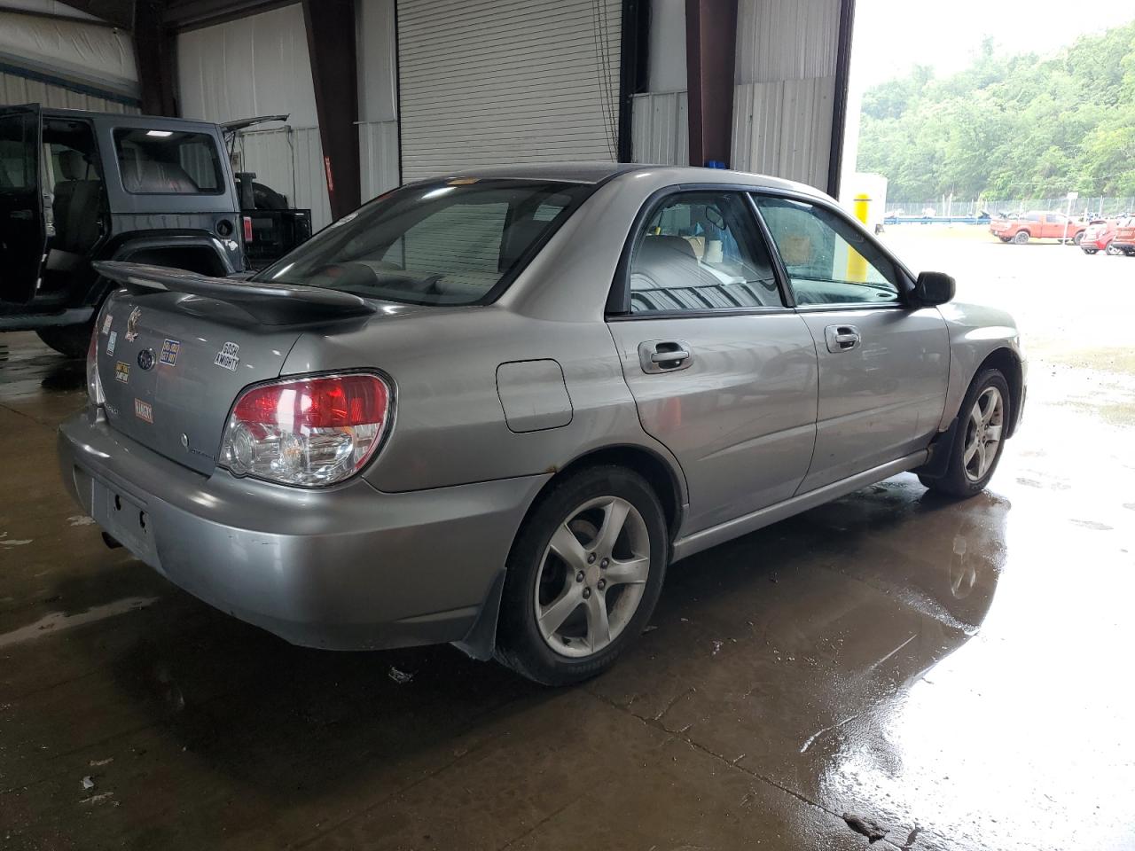 2007 Subaru Impreza 2.5i Silver vin: JF1GD61637H513771