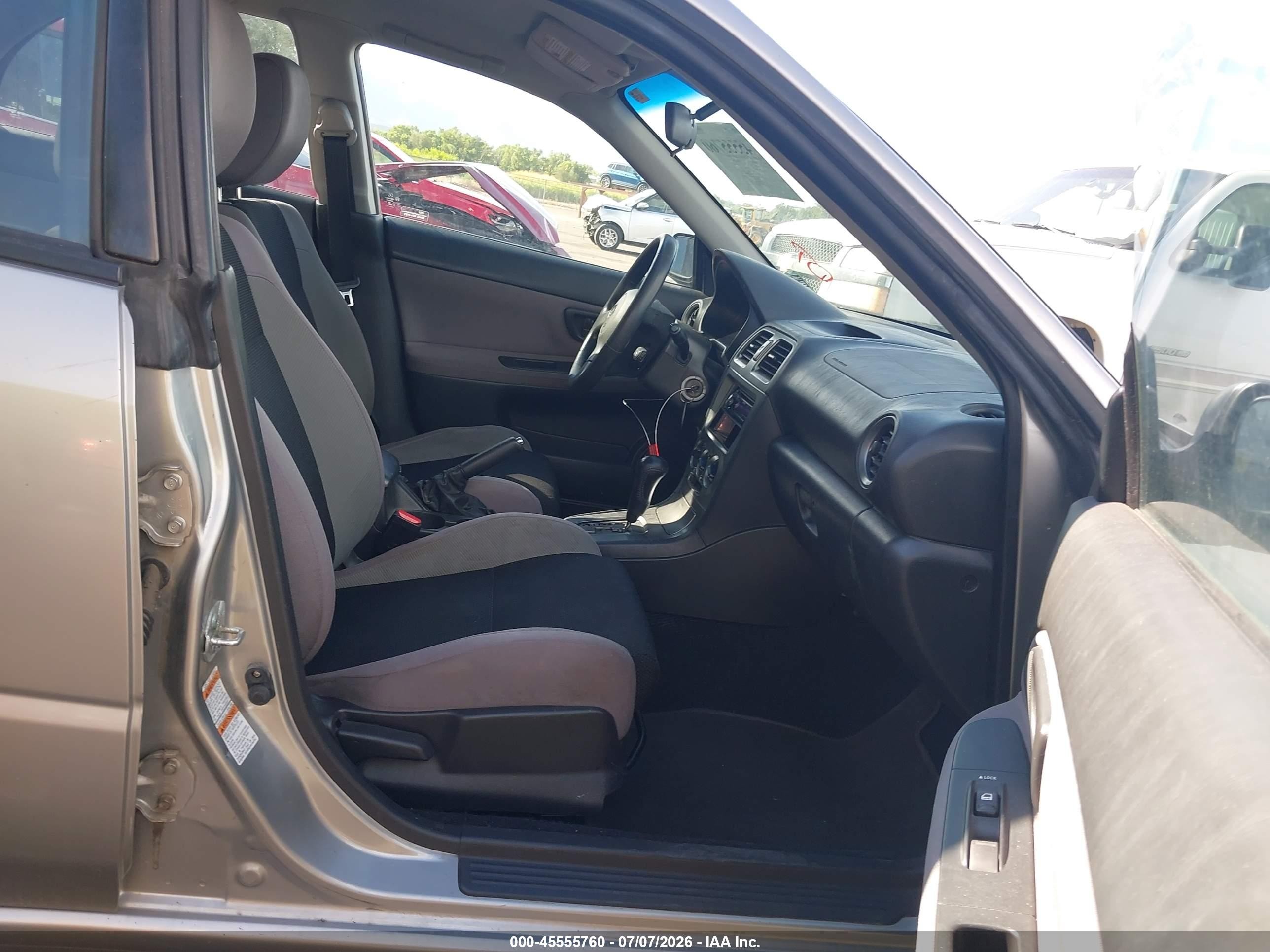 2007 Subaru Impreza 2.5i Silver vin: JF1GD61657H501508