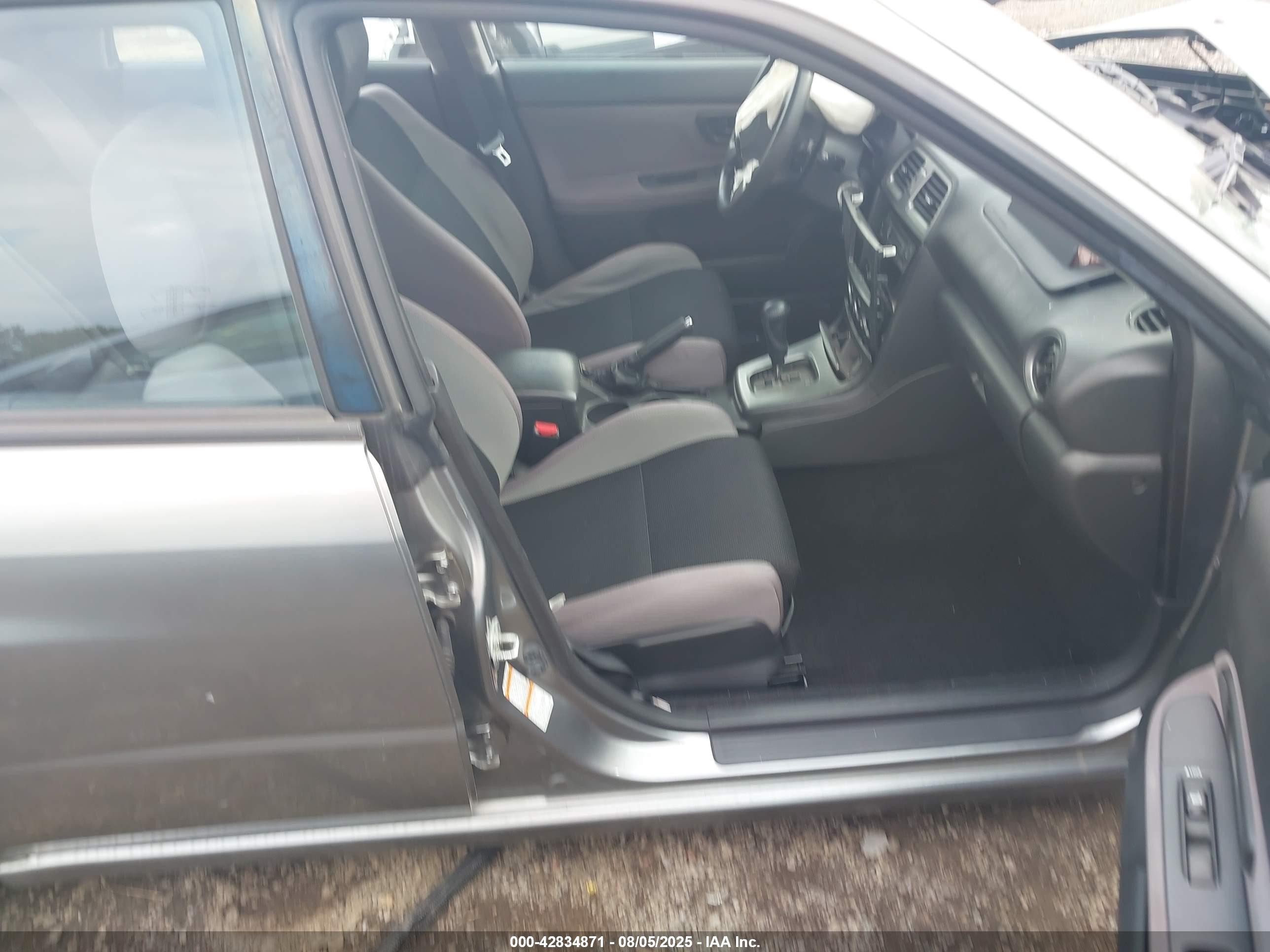 2007 Subaru Impreza 2.5i Silver vin: JF1GD61667H522349
