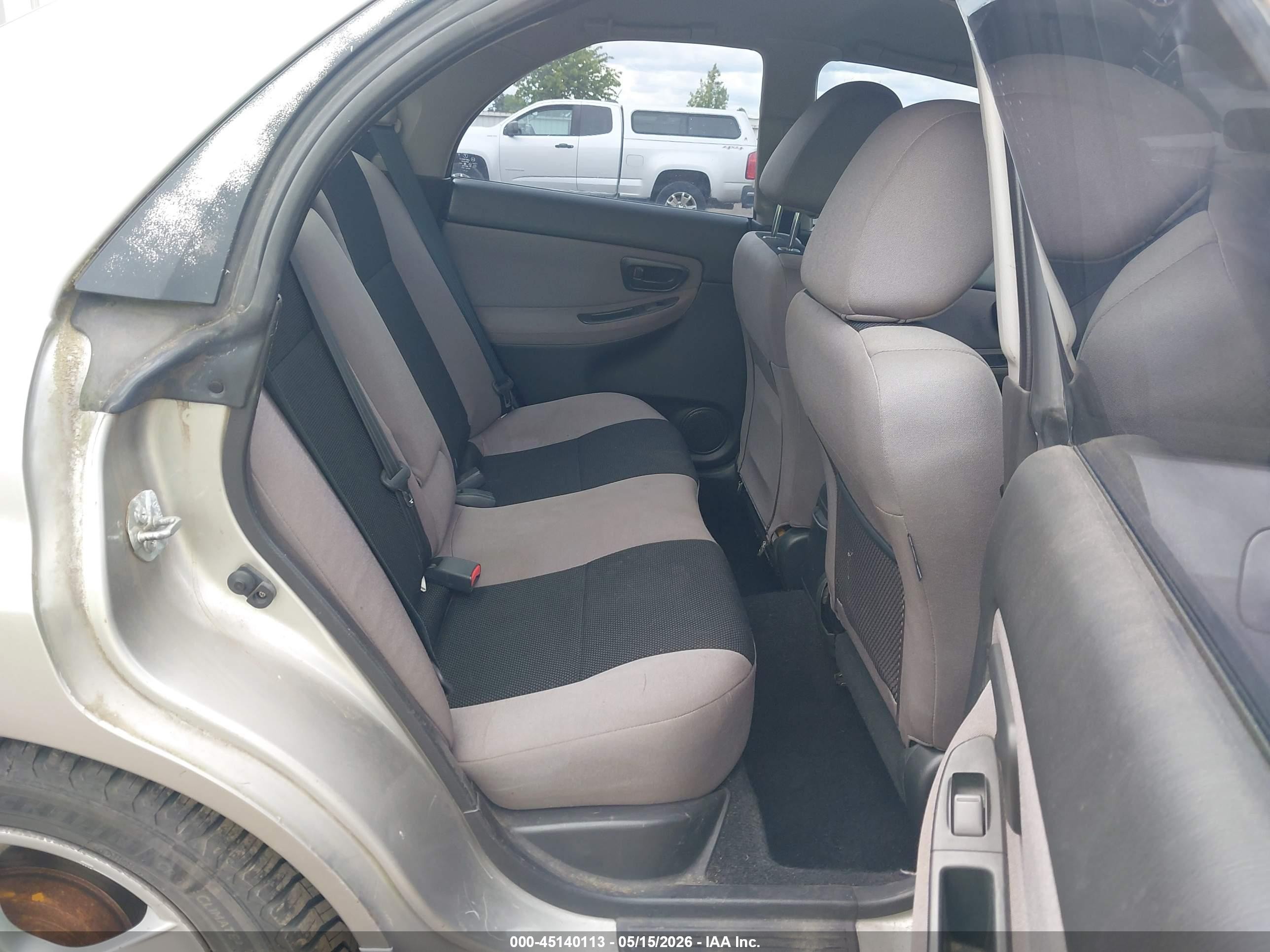 2007 Subaru Impreza 2.5i Silver vin: JF1GD61697H508736