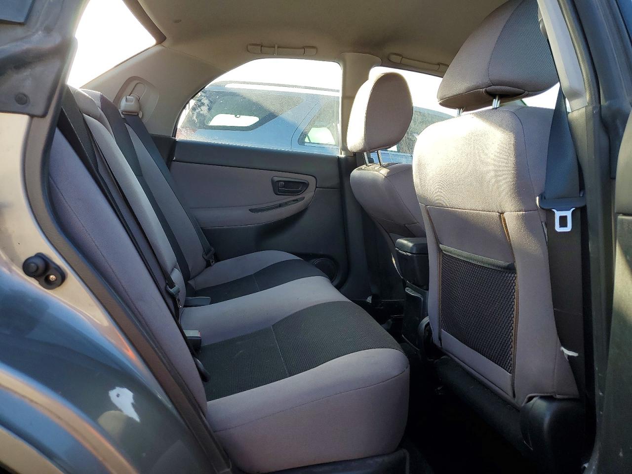 2006 Subaru Impreza 2.5i Silver vin: JF1GD67626H526095