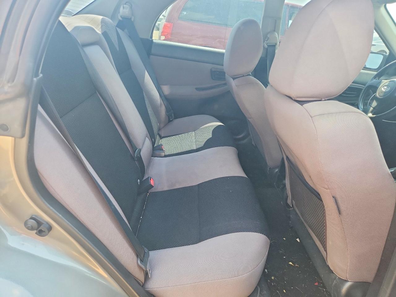 2006 Subaru Impreza 2.5i Silver vin: JF1GD67676G521125