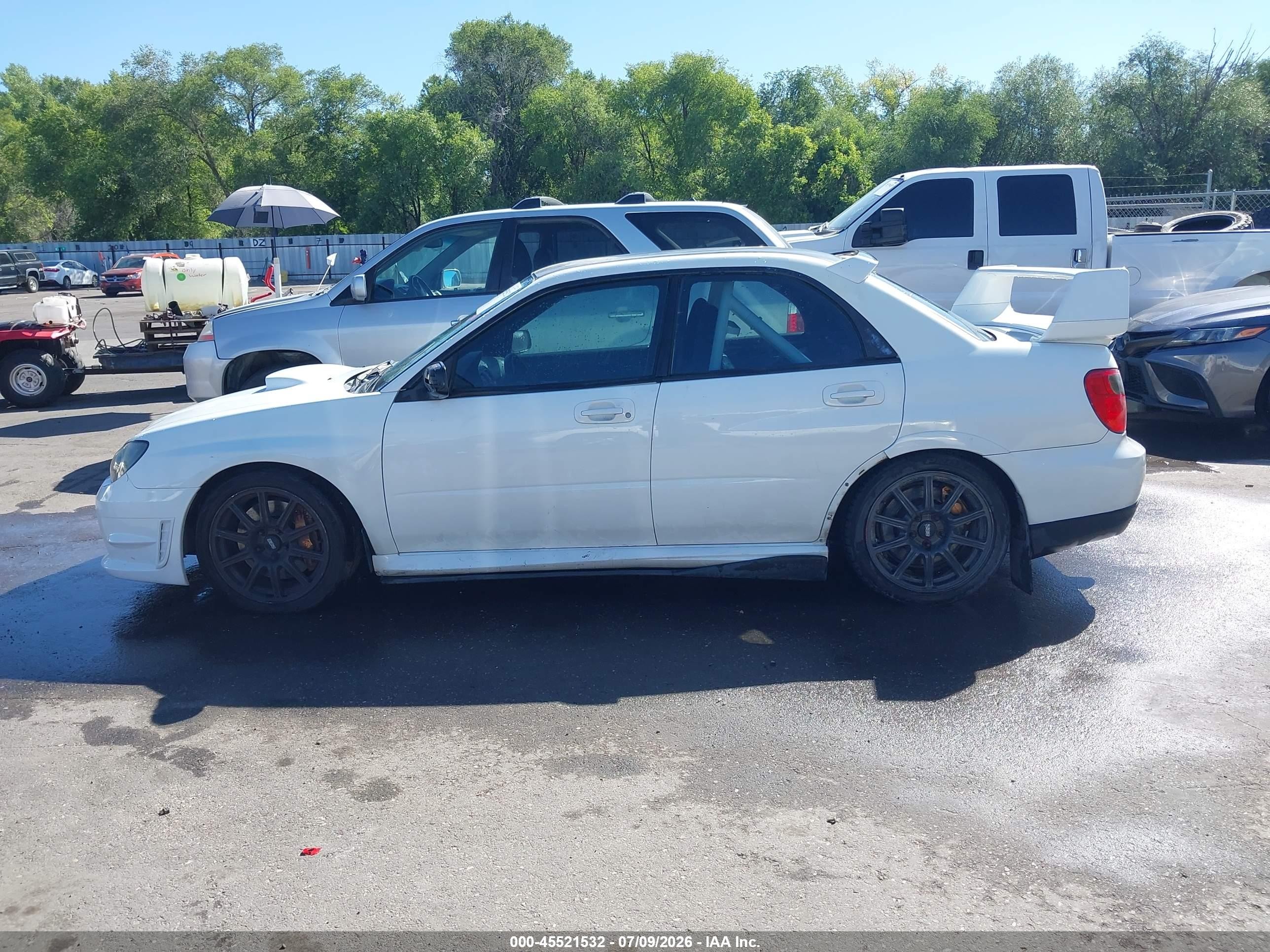 2006 Subaru Impreza Wrx Sti   White vin: JF1GD70616L525372