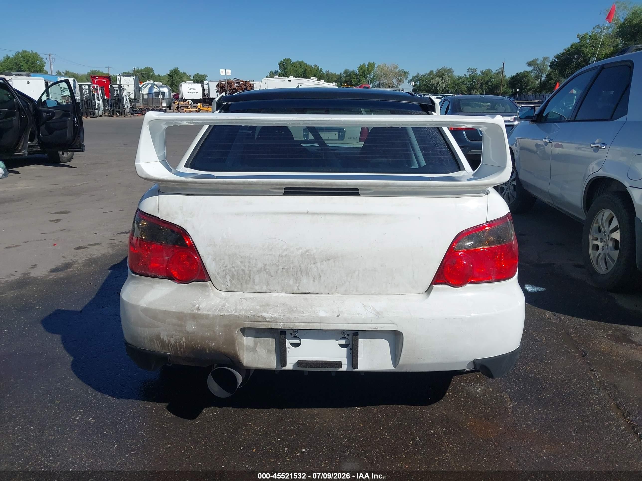 2006 Subaru Impreza Wrx Sti   White vin: JF1GD70616L525372