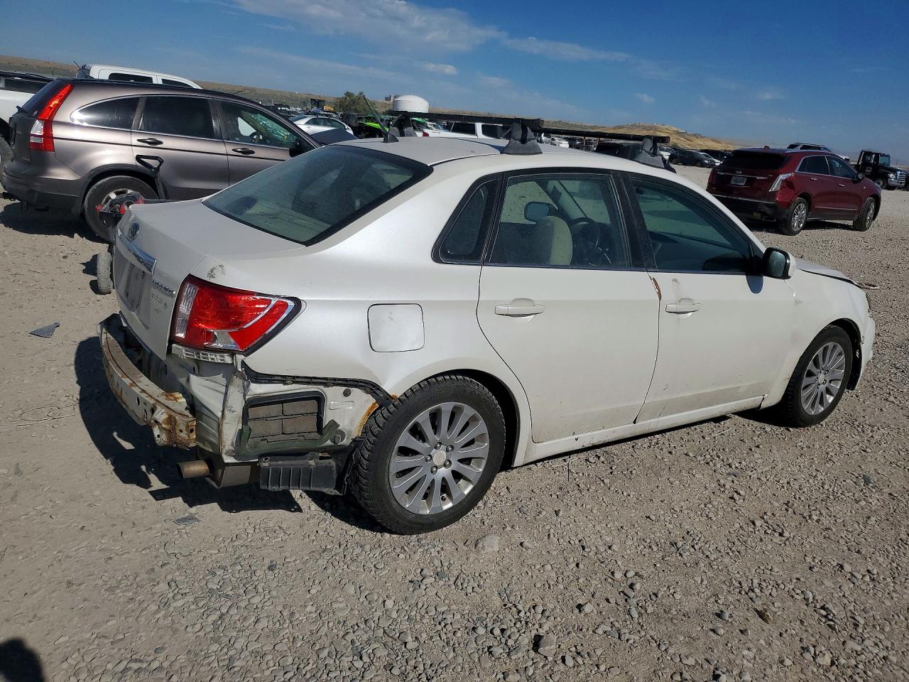 2009 Subaru Impreza 2.5i Premium Белый vin: JF1GE60639H517501