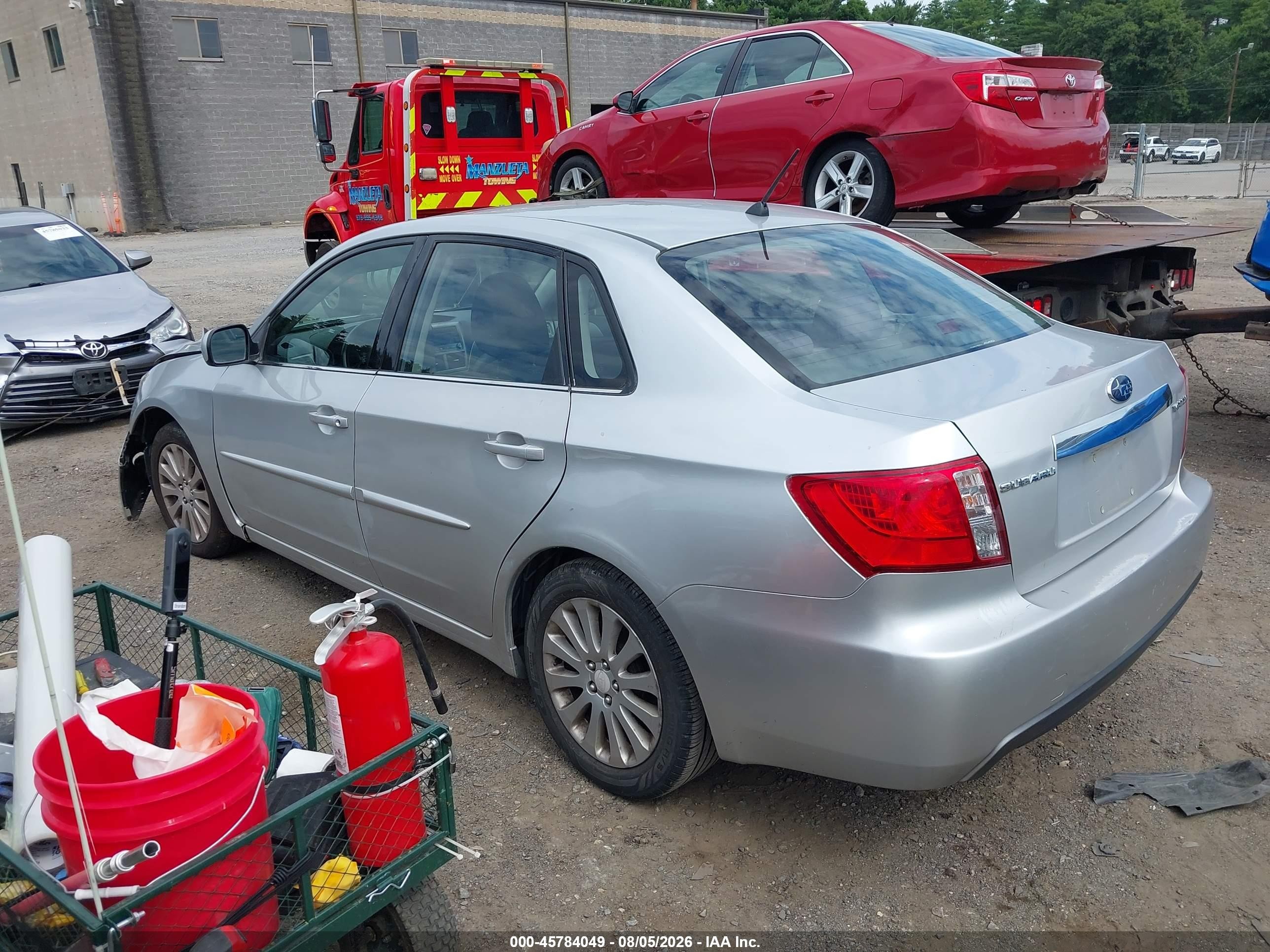 2009 Subaru Impreza 2.5i Silver vin: JF1GE60689H522371