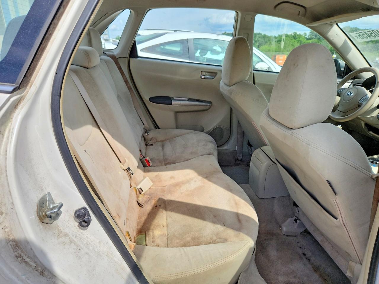 2008 Subaru Impreza 2.5i White vin: JF1GE61618H518076