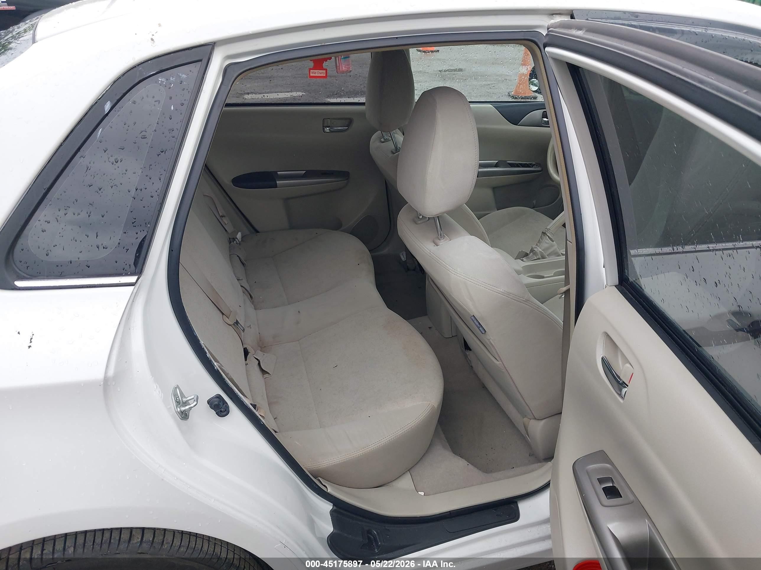 2008 Subaru Impreza  (natl) I White vin: JF1GE61638H502557