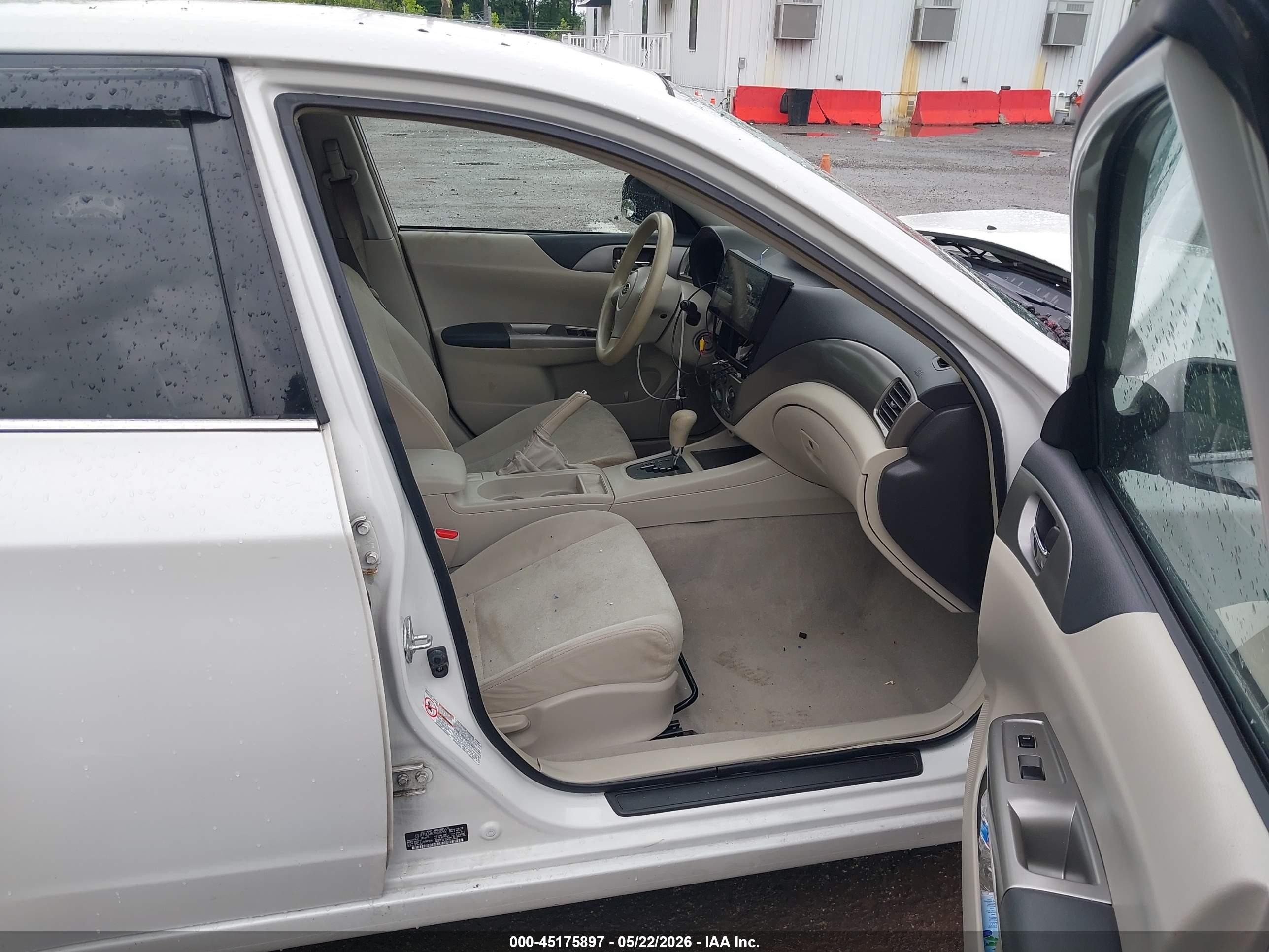 2008 Subaru Impreza  (natl) I White vin: JF1GE61638H502557