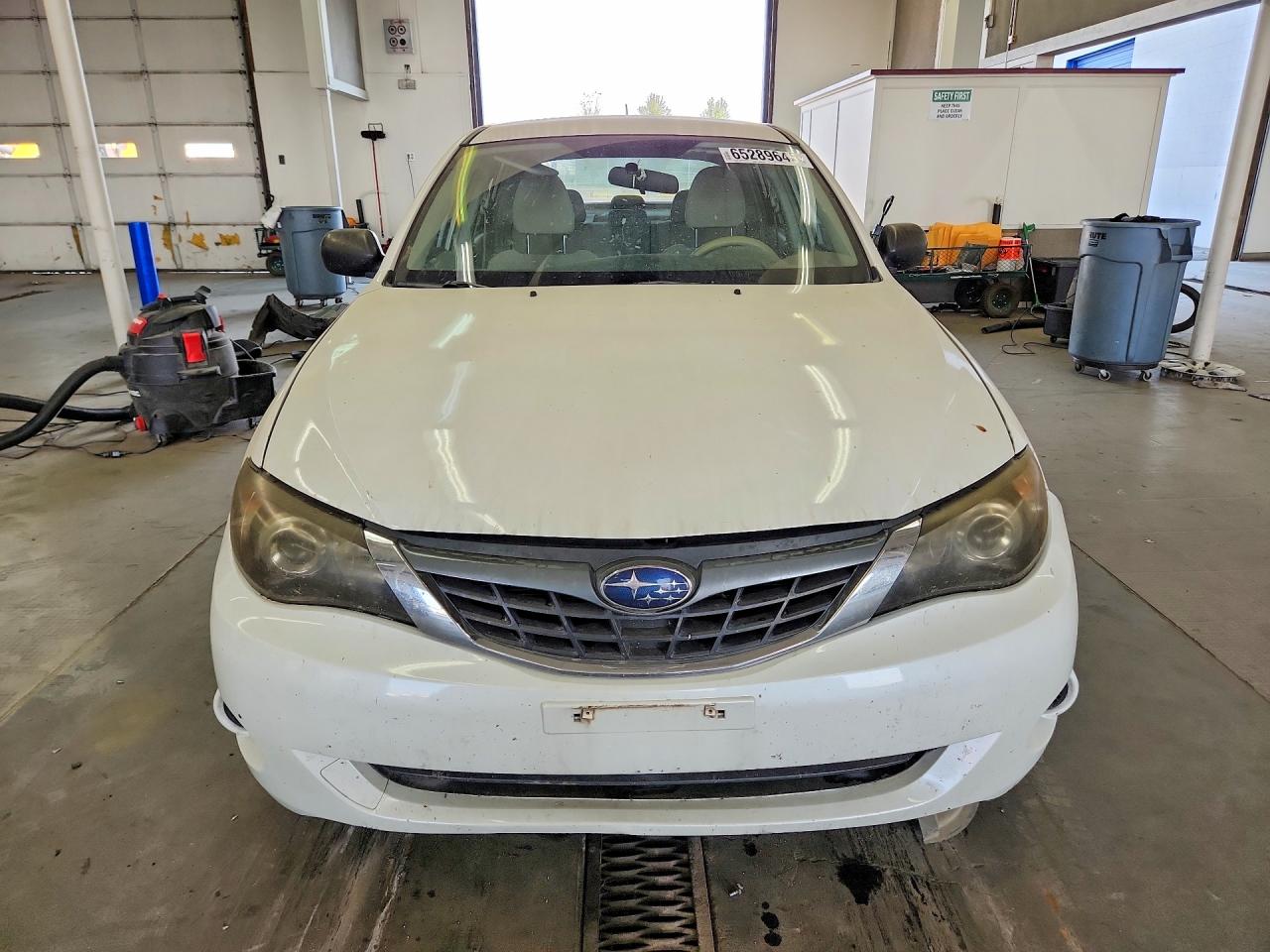 2008 Subaru Impreza Белый vin: JF1GE61658H518775