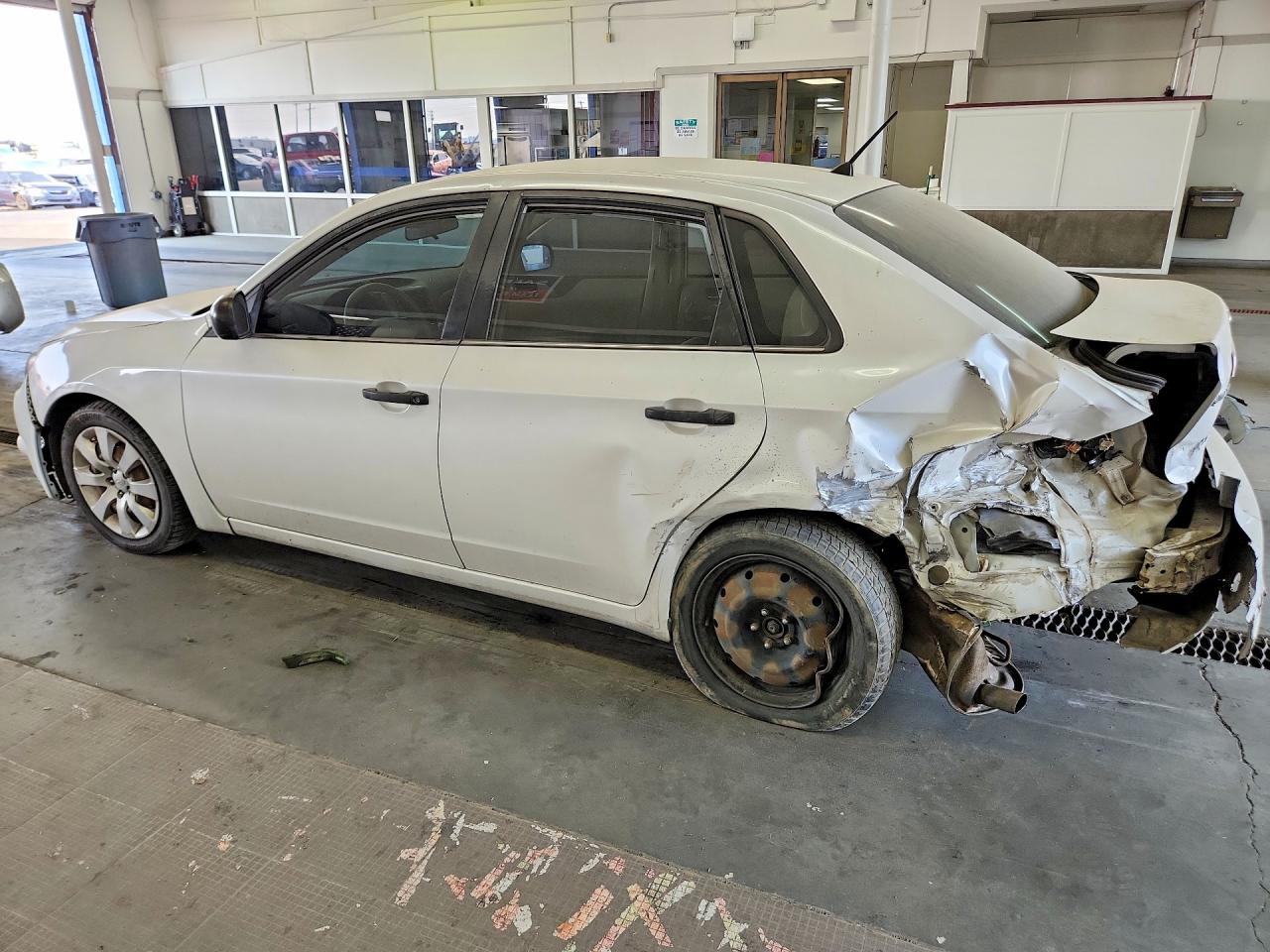 2008 Subaru Impreza Белый vin: JF1GE61658H518775