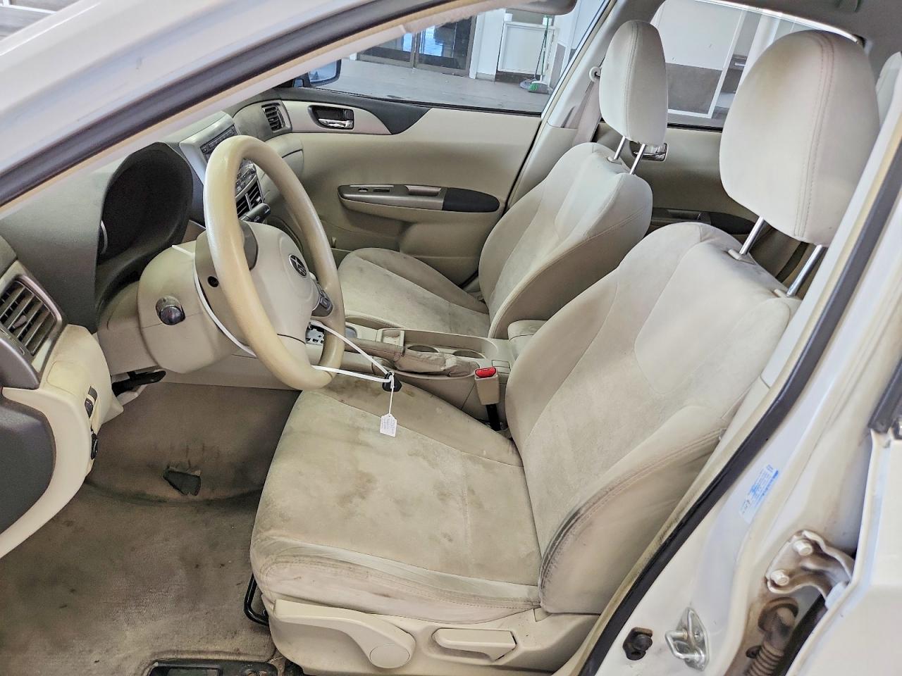 2008 Subaru Impreza Белый vin: JF1GE61658H518775