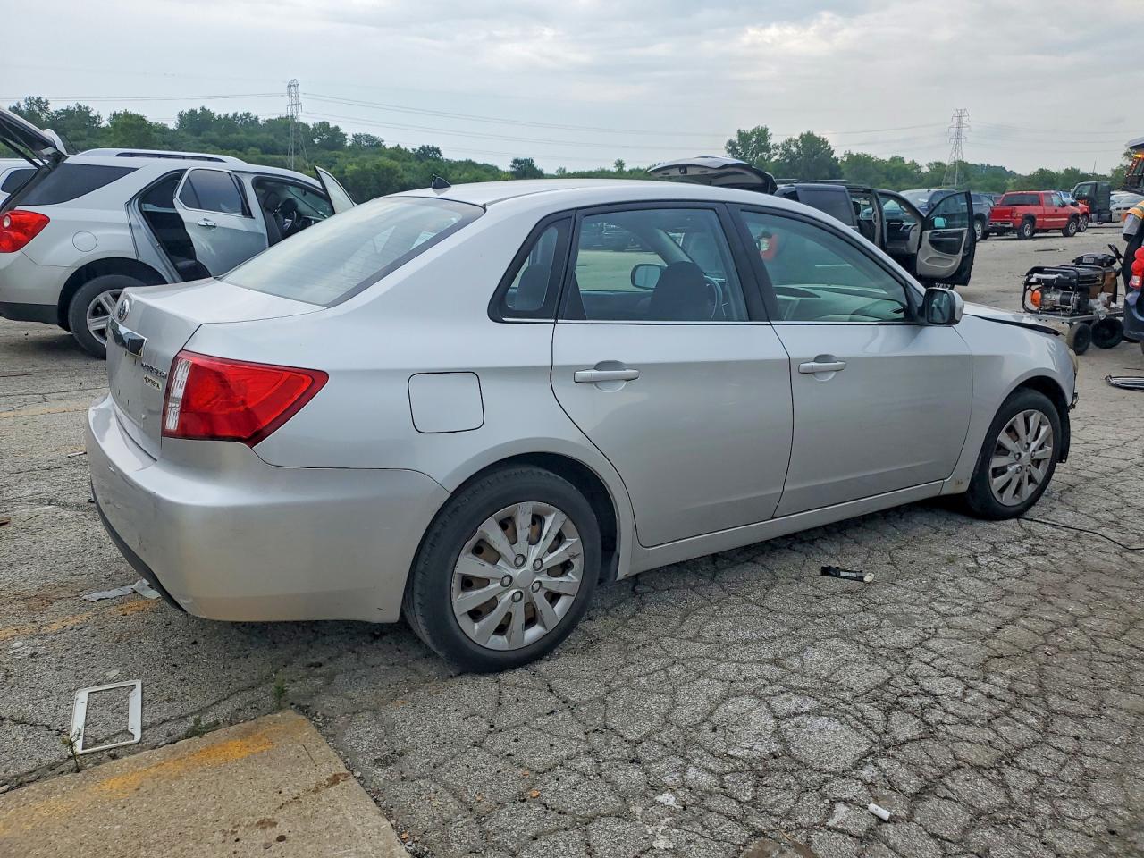 2010 Subaru Impreza 2.5i Серебряный vin: JF1GE6A65AH514604