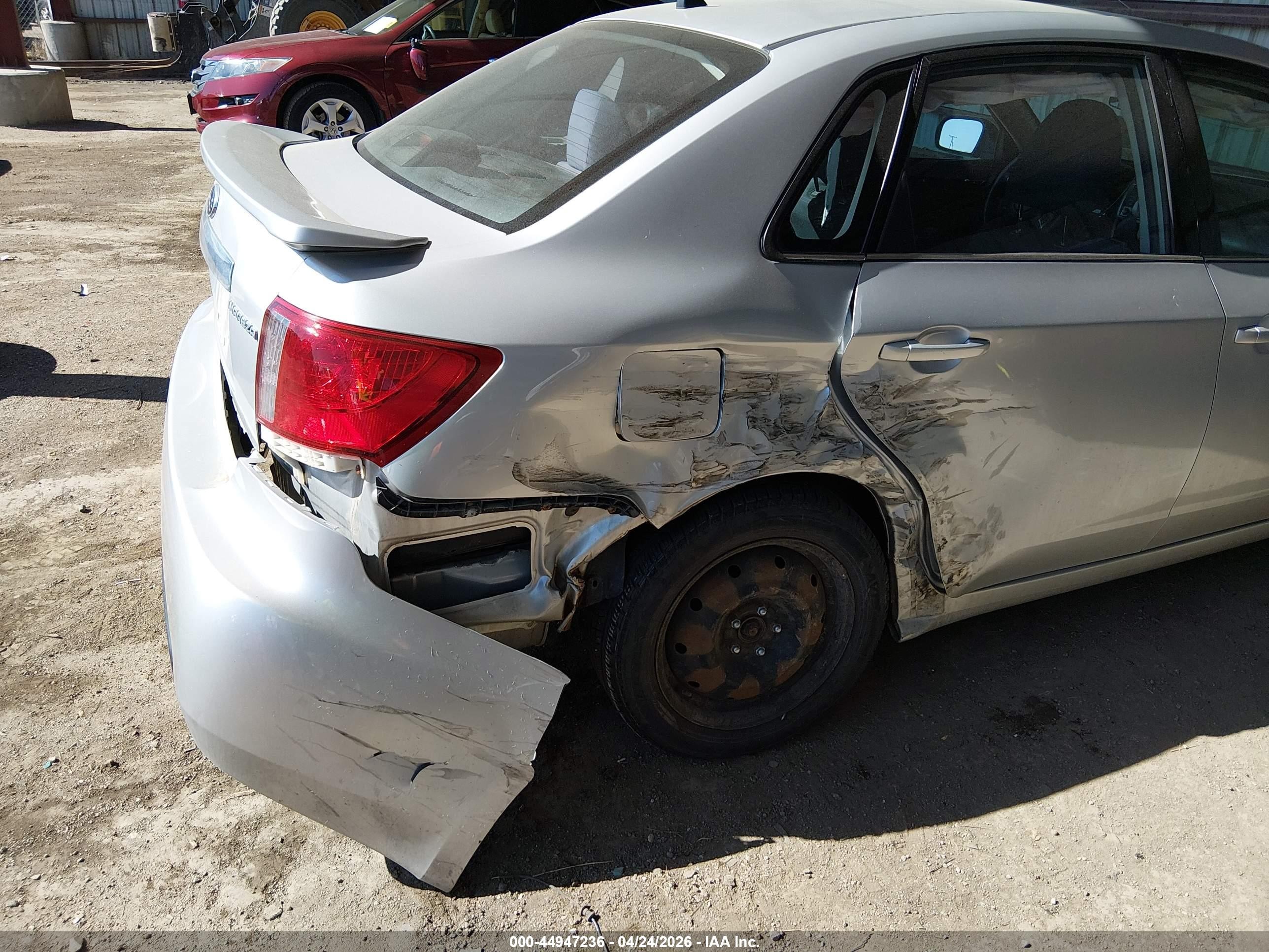 2011 Subaru Impreza 2.5i Silver vin: JF1GE6A65BH517908
