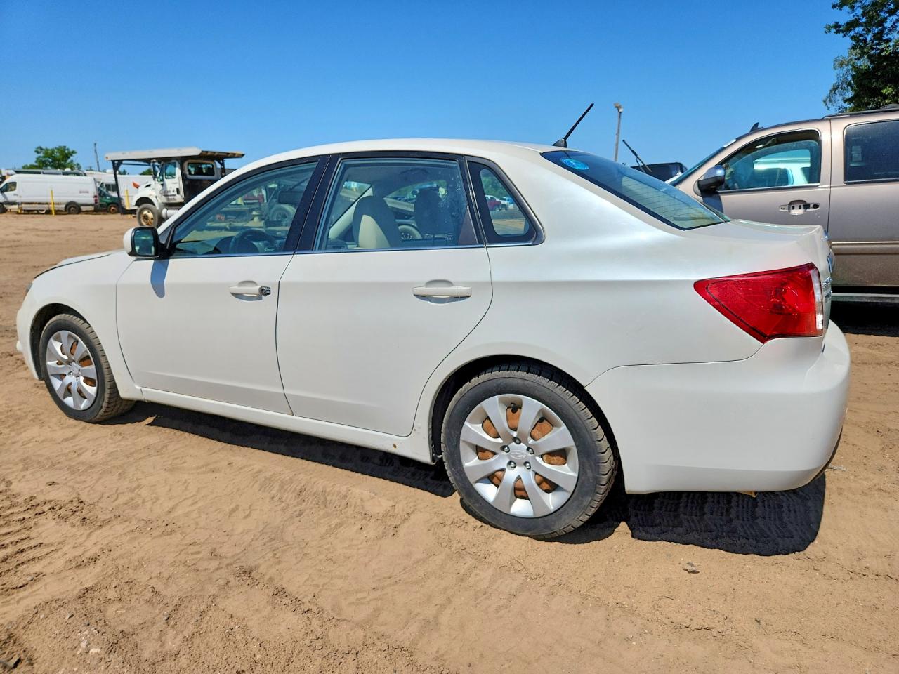 2011 Subaru Impreza 2.5i White vin: JF1GE6A68BH506322