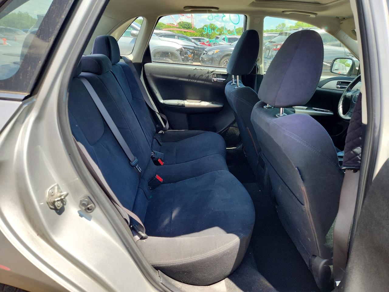 2010 Subaru Impreza 2.5i Premium Silver vin: JF1GE6B61AH504019