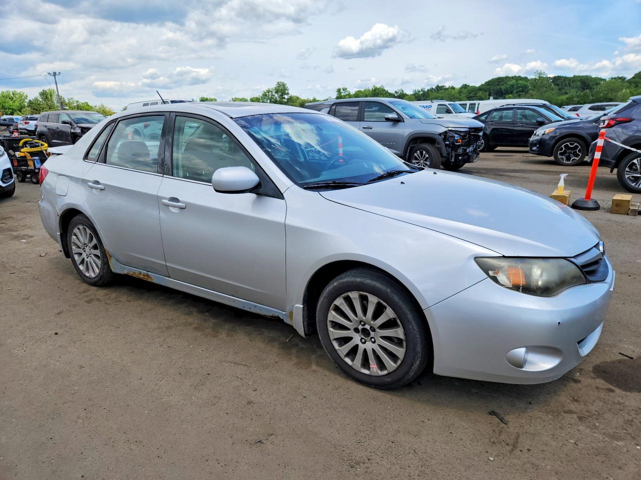 2010 Subaru Impreza 2.5i Premium Silver vin: JF1GE6B61AH504019