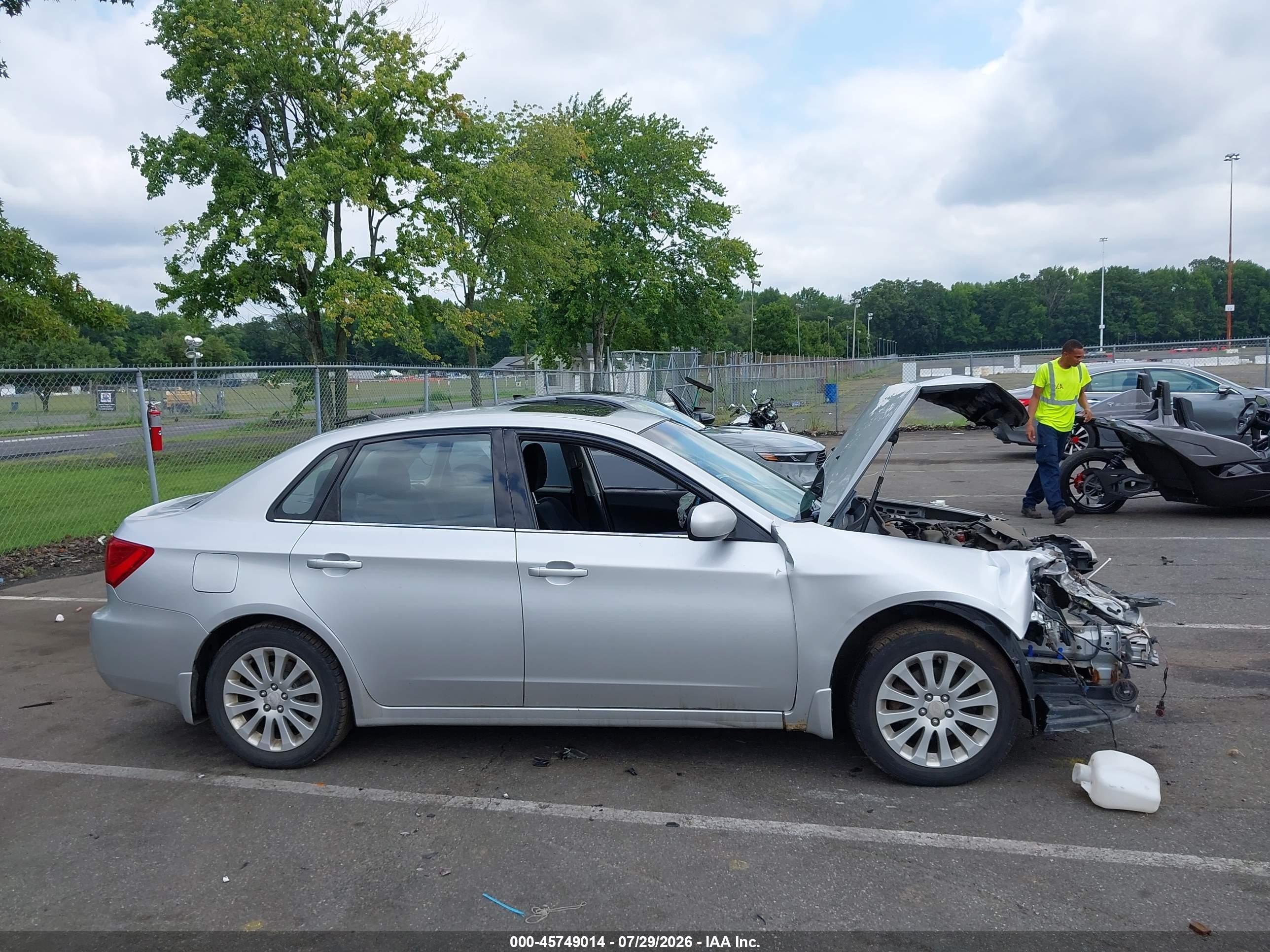 2011 Subaru Impreza 2.5i Premium Silver vin: JF1GE6B67BH519674