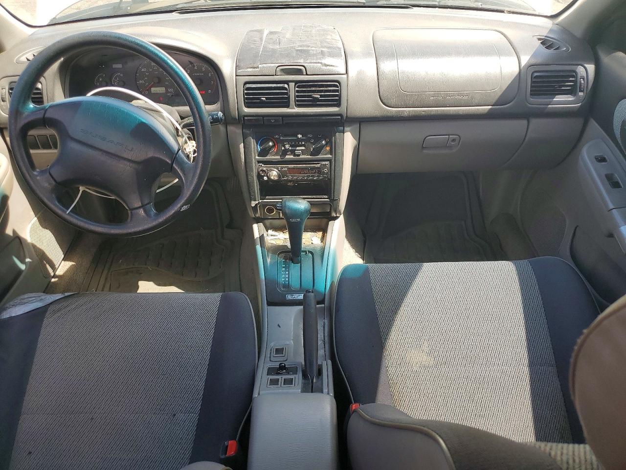 1999 Subaru Impreza L Silver vin: JF1GF4350XH804568