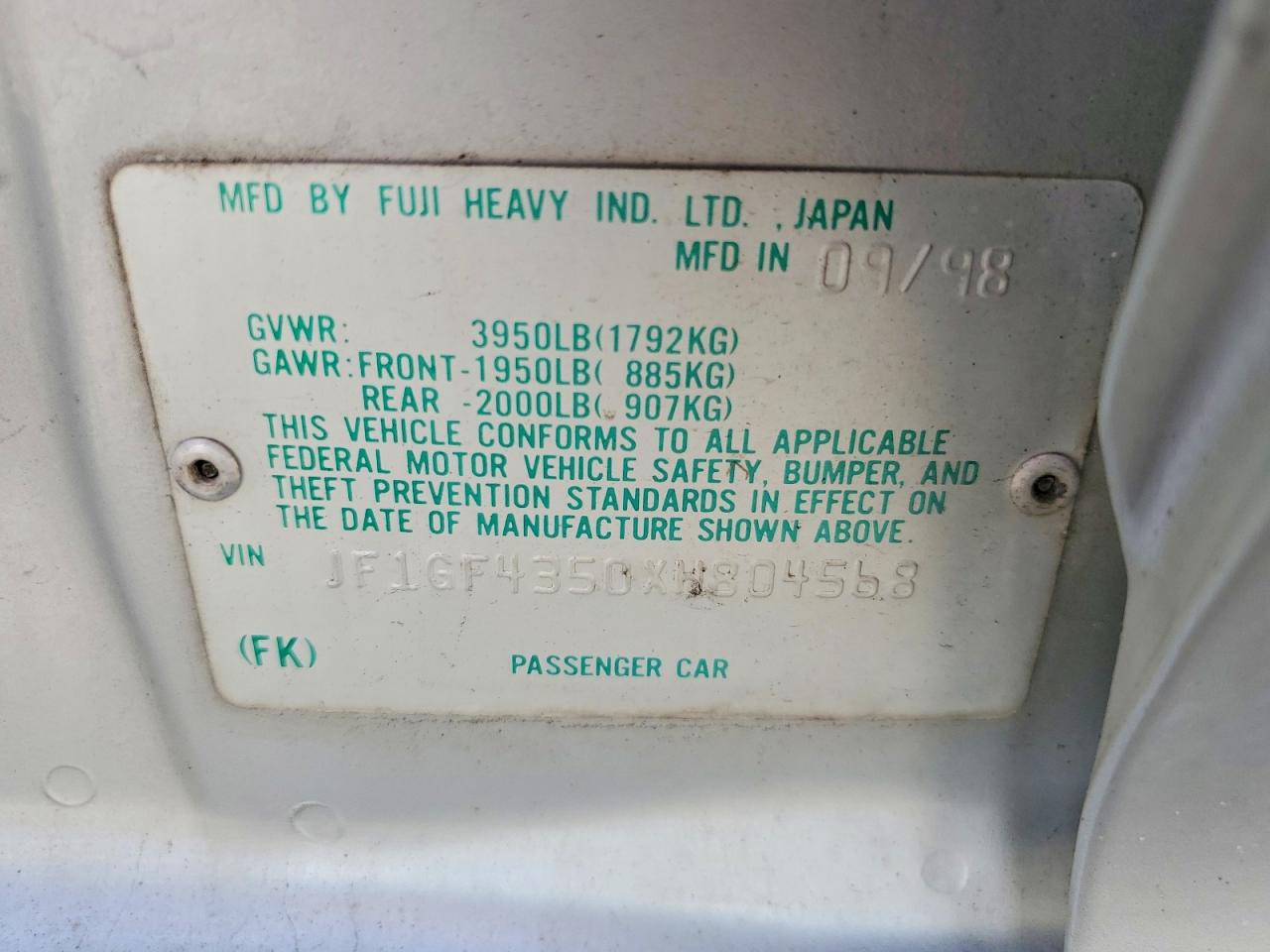 1999 Subaru Impreza L Silver vin: JF1GF4350XH804568