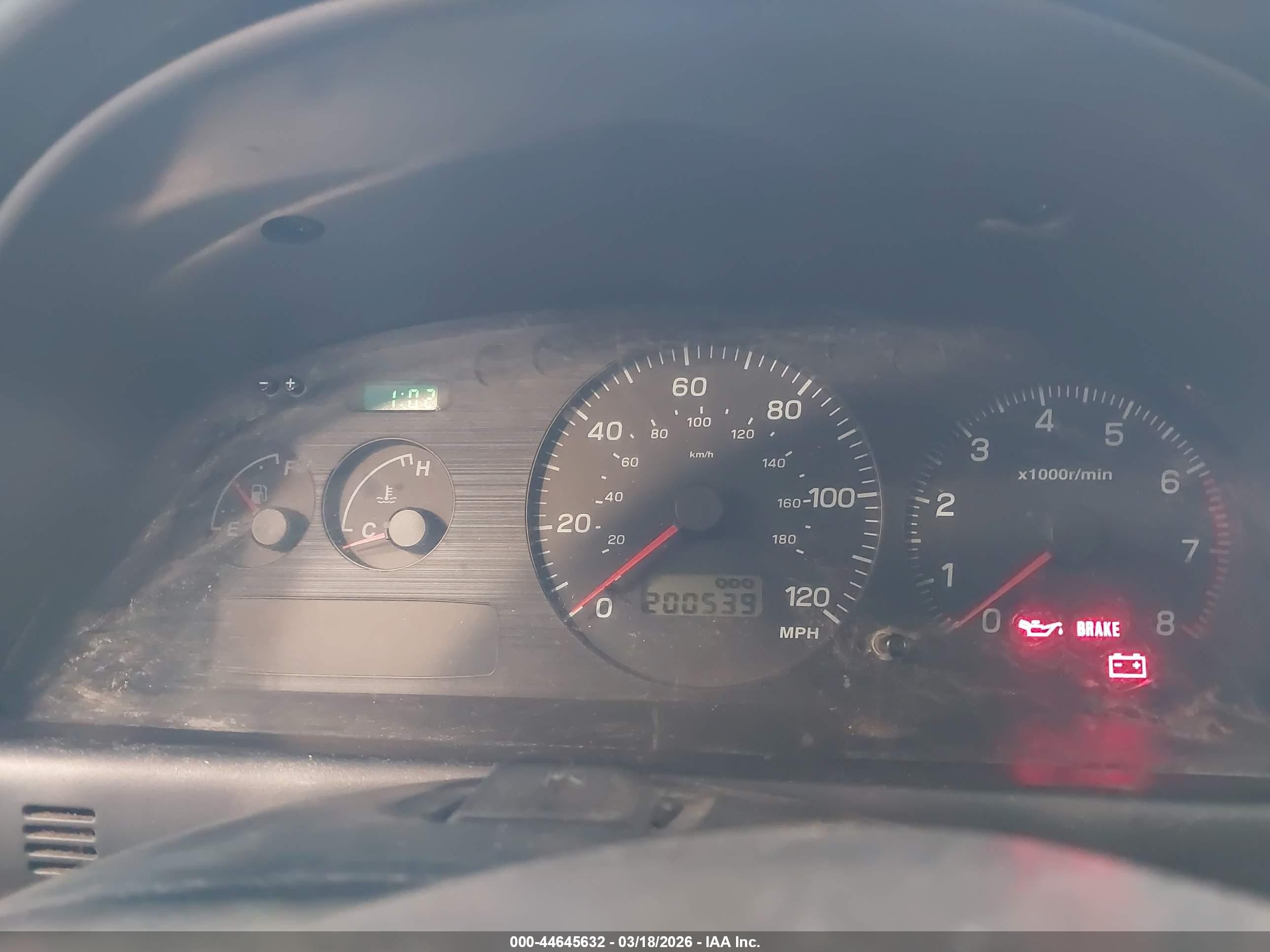 2001 Subaru Impreza L Silver vin: JF1GF43511G804270