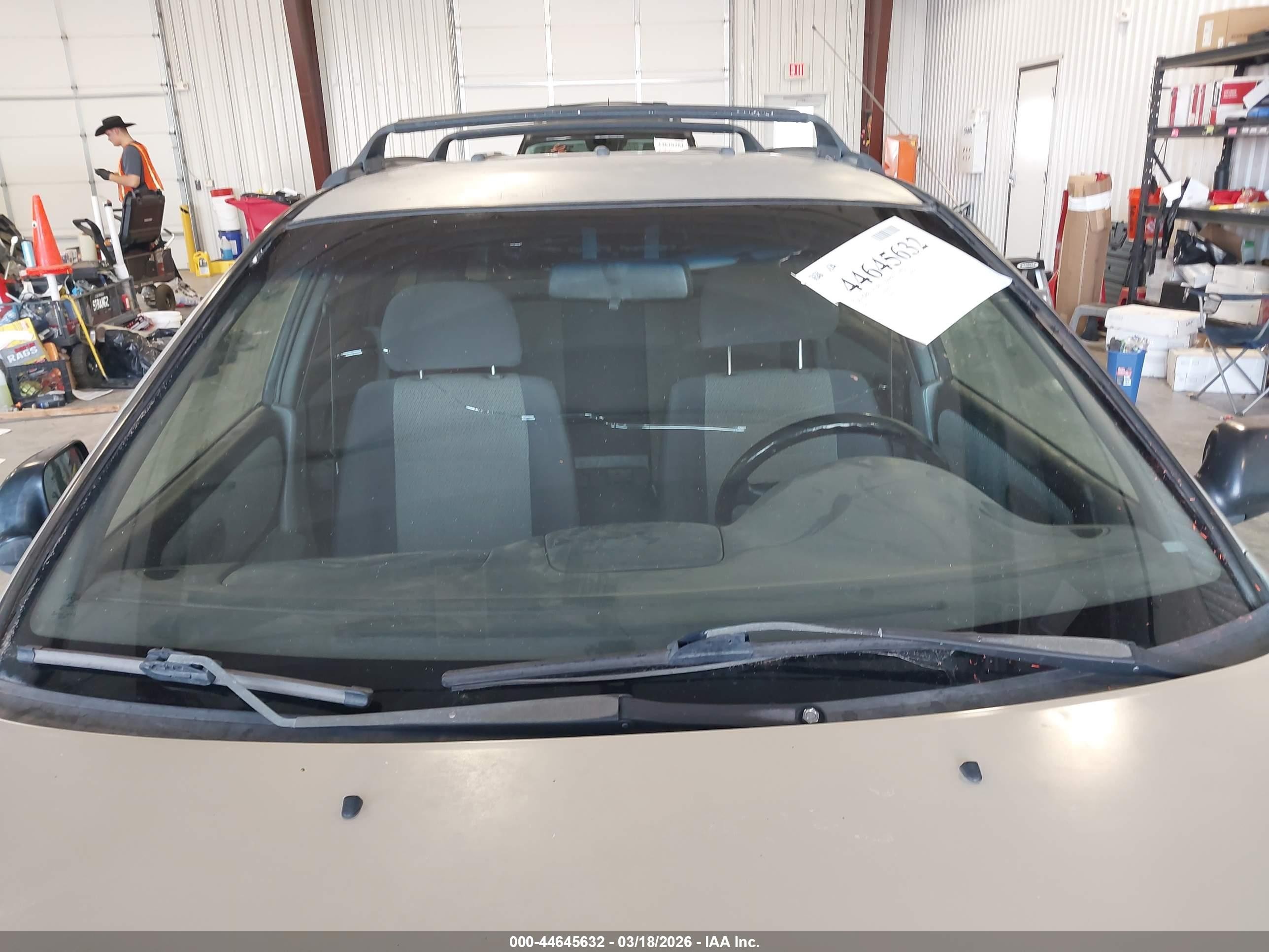 2001 Subaru Impreza L Silver vin: JF1GF43511G804270