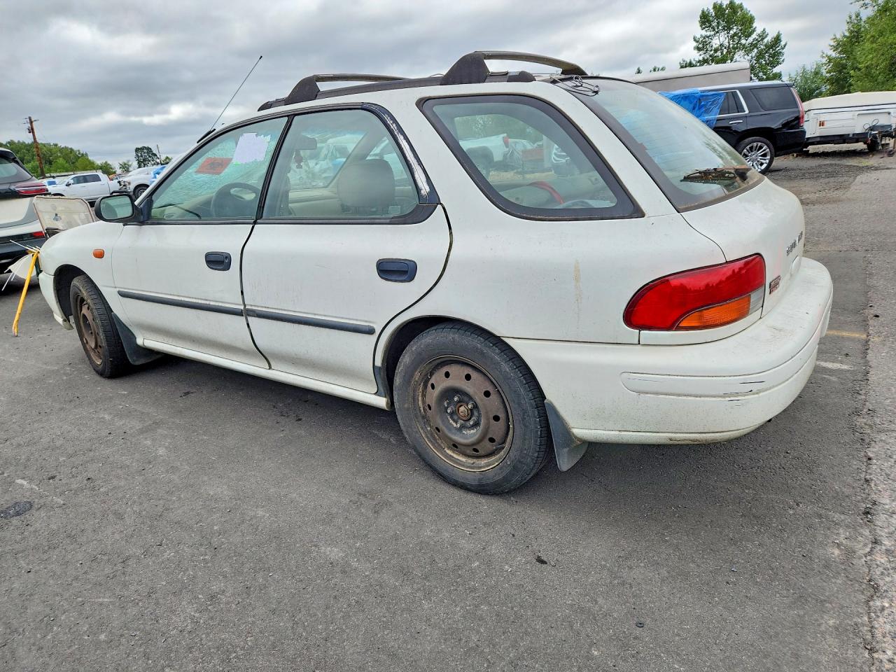 1997 Subaru Impreza L Белый vin: JF1GF4353VH823435