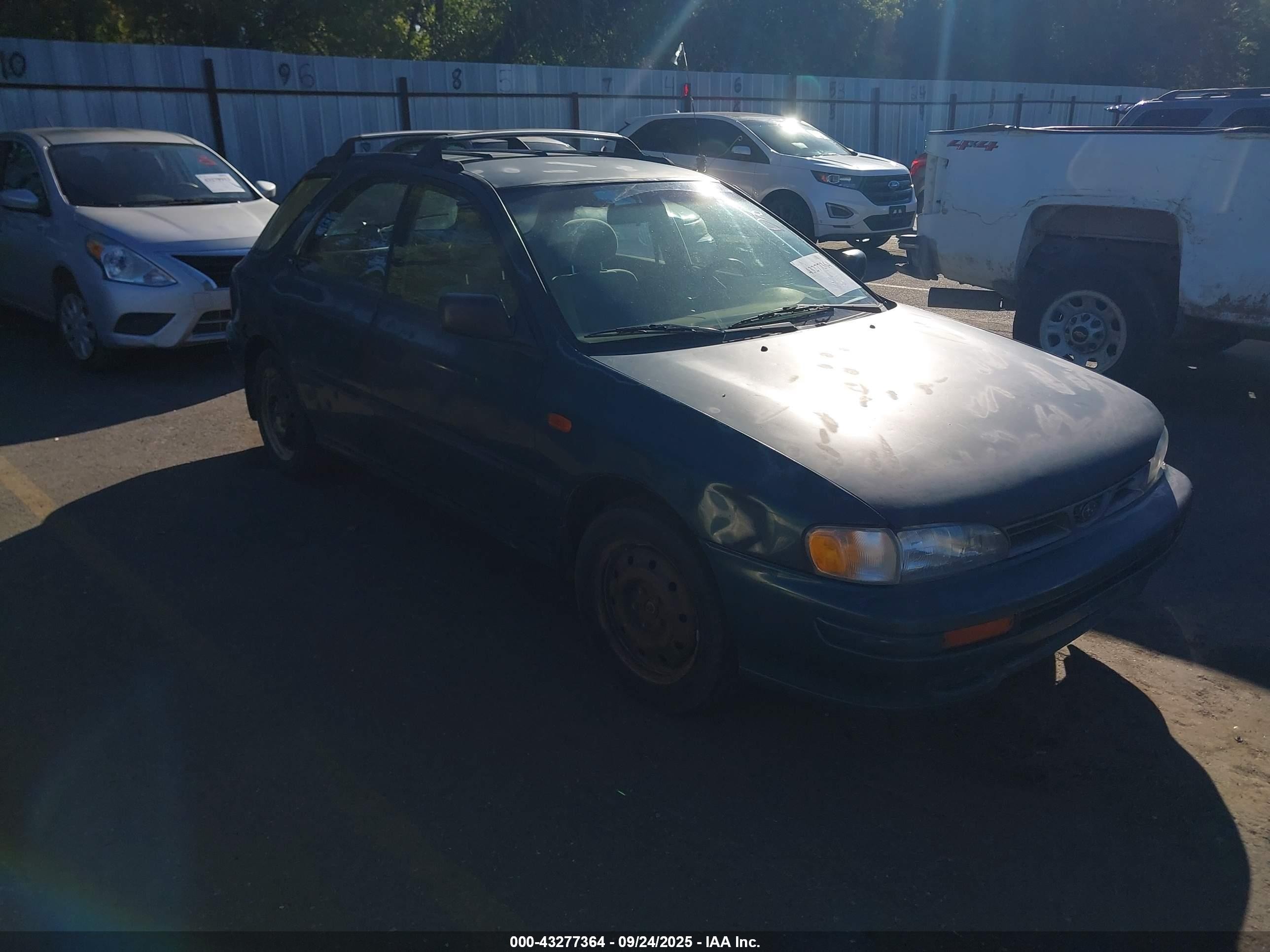 1996 Subaru Impreza L Green vin: JF1GF4359TG813270