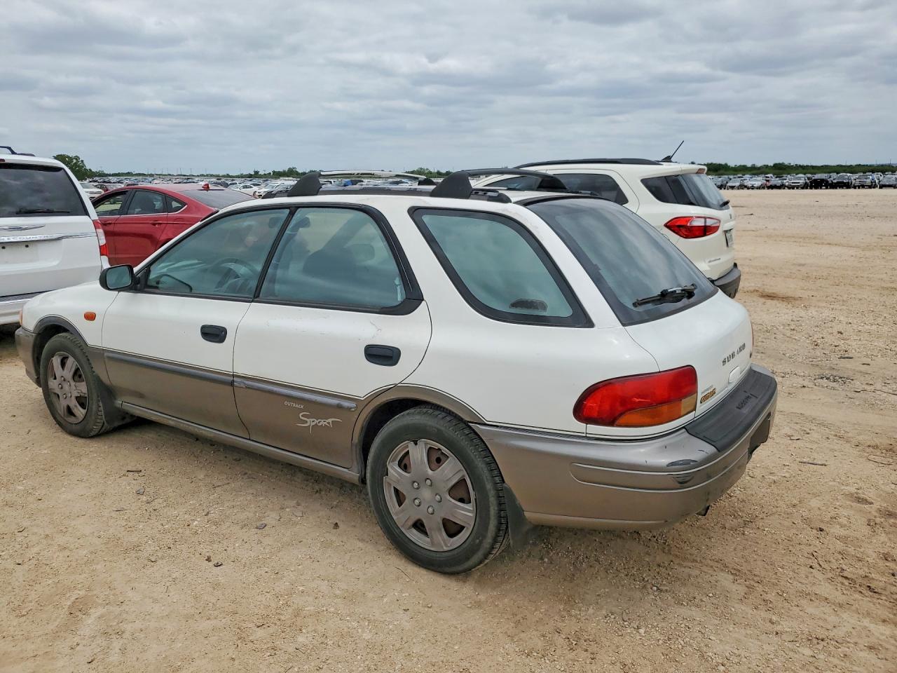 1998 Subaru Impreza Outback White vin: JF1GF4851WH813478