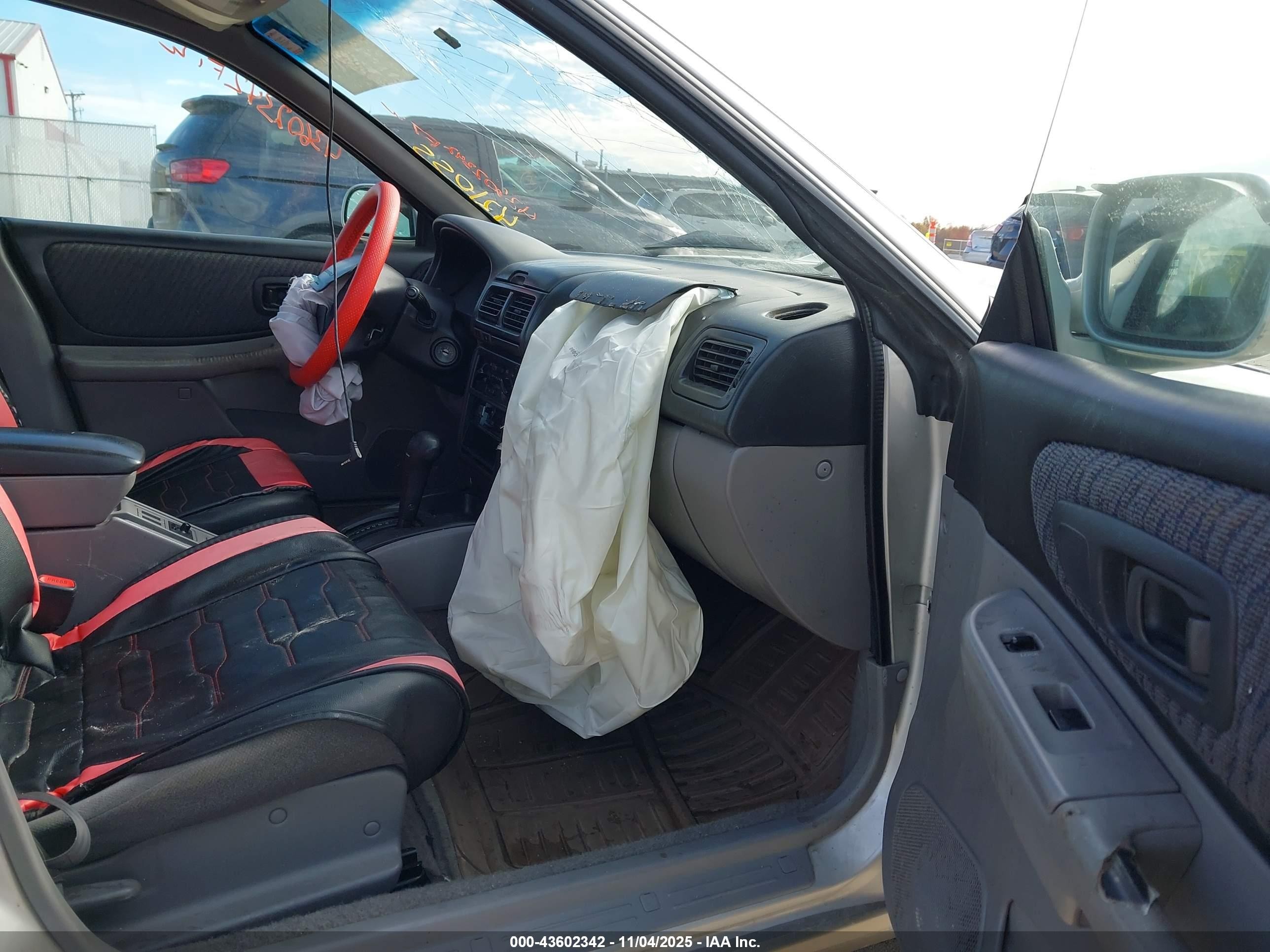 2000 Subaru Outback   Silver vin: JF1GF4851YH805934