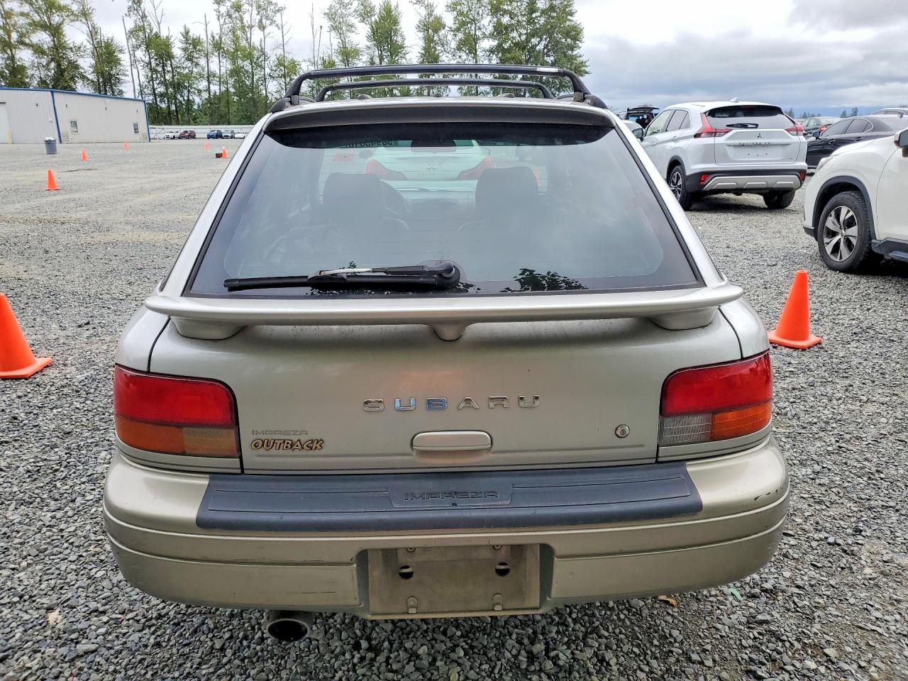 2000 Subaru Impreza Outback Sport Silver vin: JF1GF4851YH806680