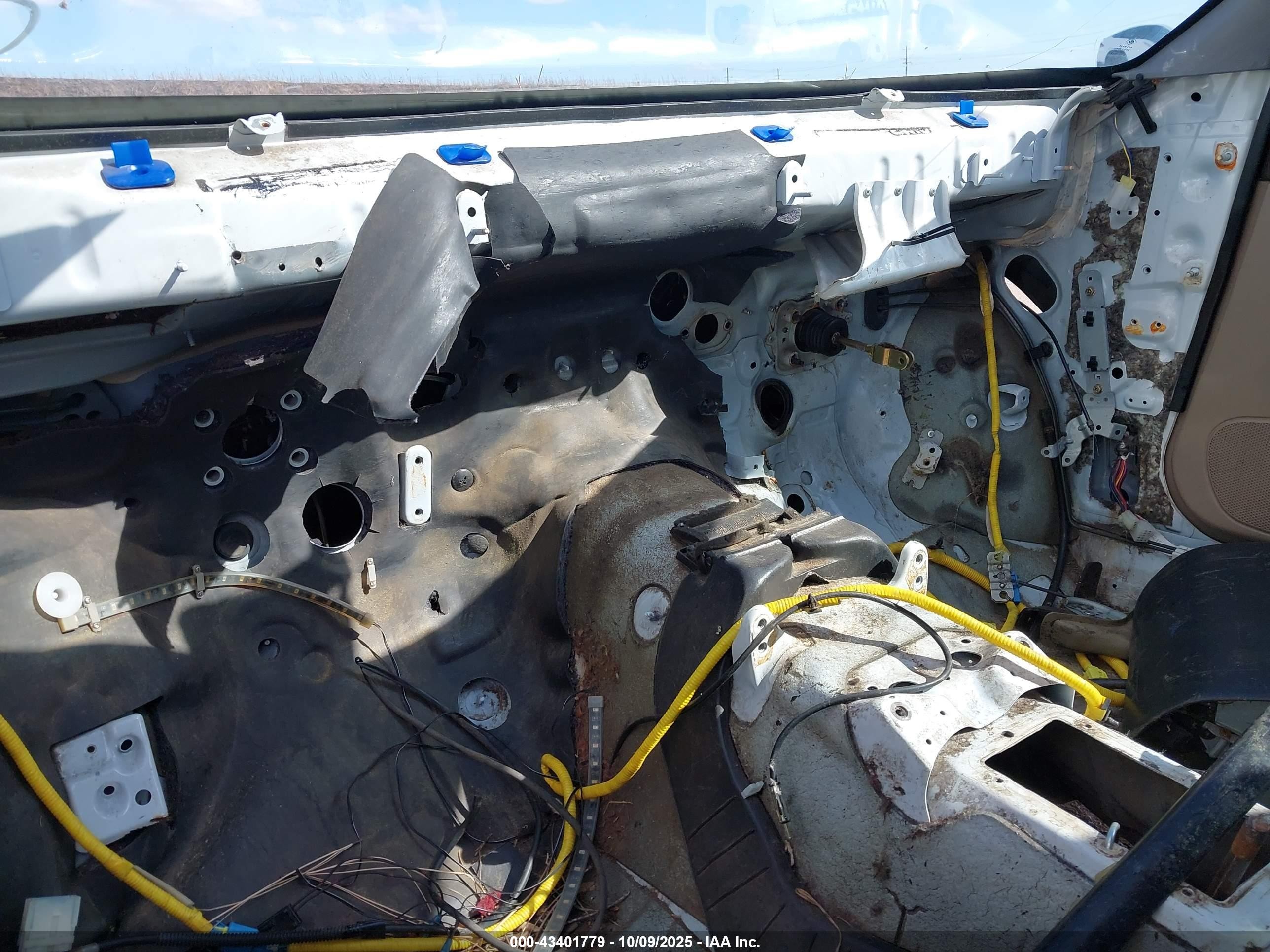 1998 Subaru Impreza Outback Sport Blue vin: JF1GF4853WH812834