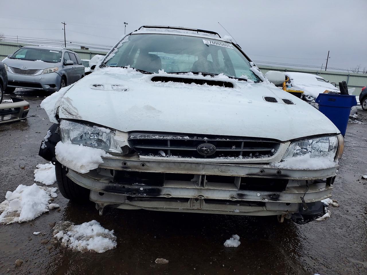 2001 Subaru Impreza Outback Sport Двухцветный vin: JF1GF48571H802042