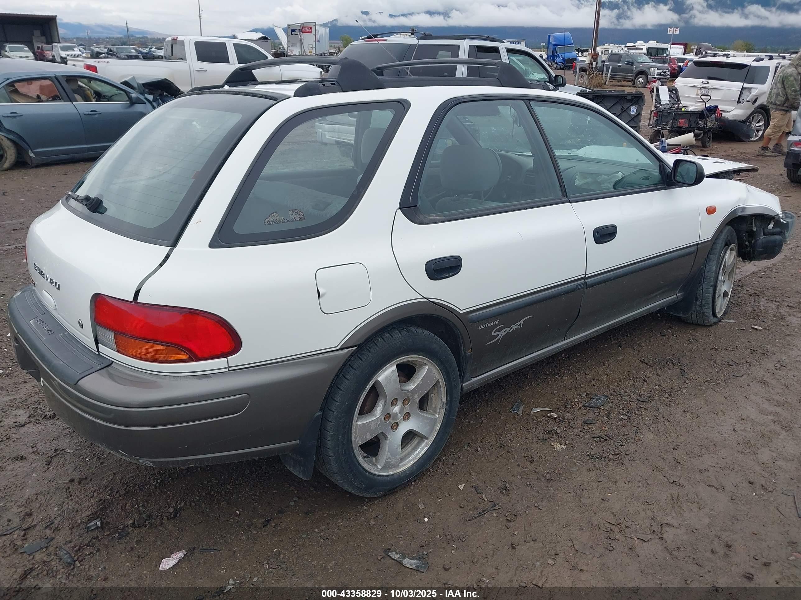 1998 Subaru Impreza Outback Sport White vin: JF1GF4858WH808245