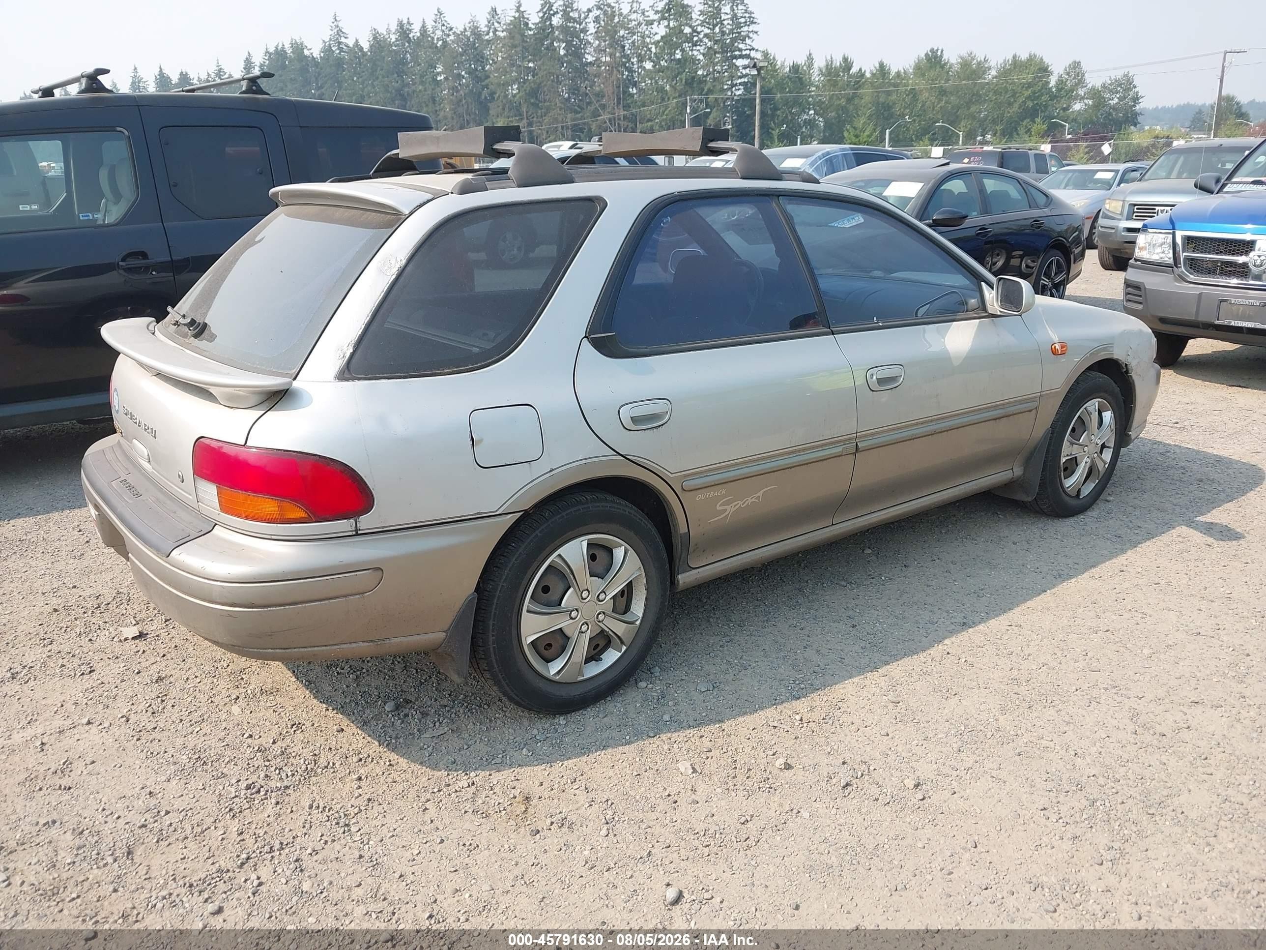 2000 Subaru Outback   Silver vin: JF1GF4858YG808044