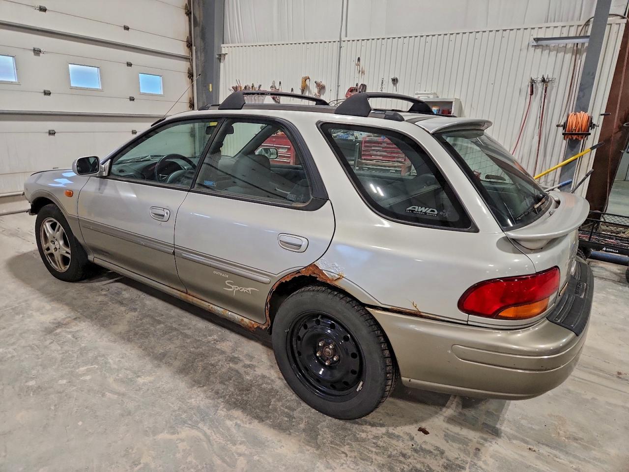 2001 Subaru Impreza Outback Sport Silver vin: JF1GF48591H804438