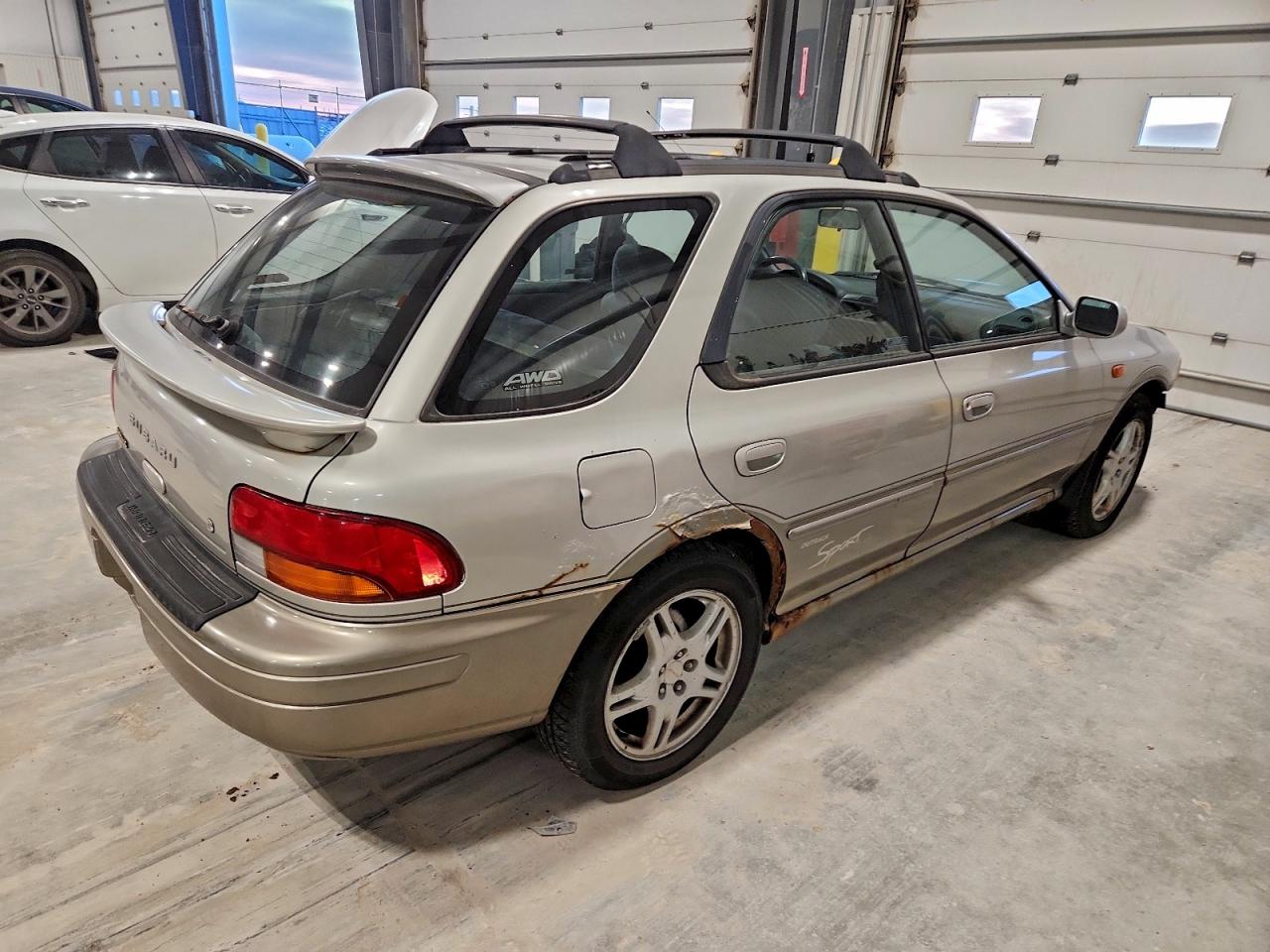 2001 Subaru Impreza Outback Sport Silver vin: JF1GF48591H804438