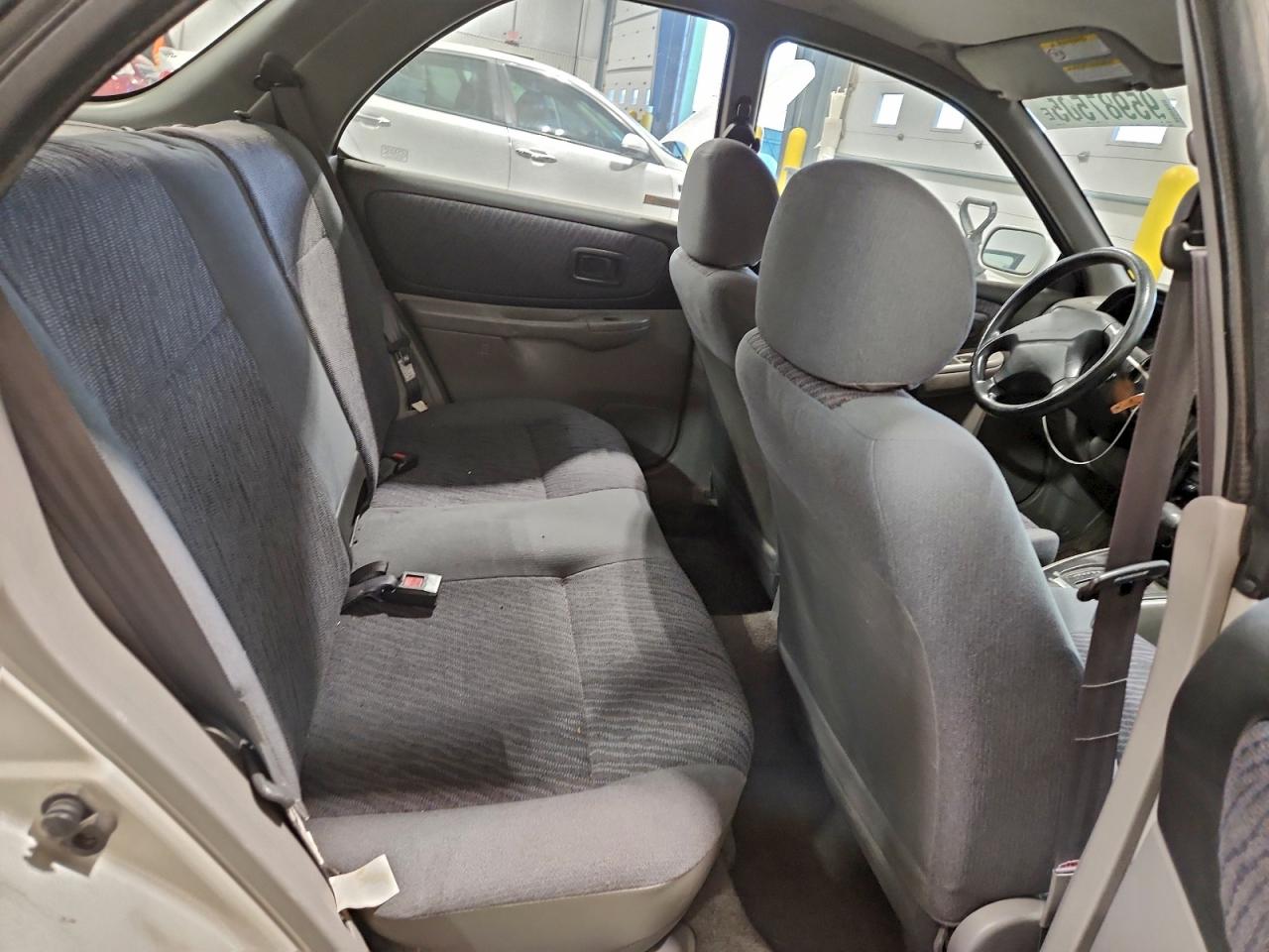 2001 Subaru Impreza Outback Sport Silver vin: JF1GF48591H804438