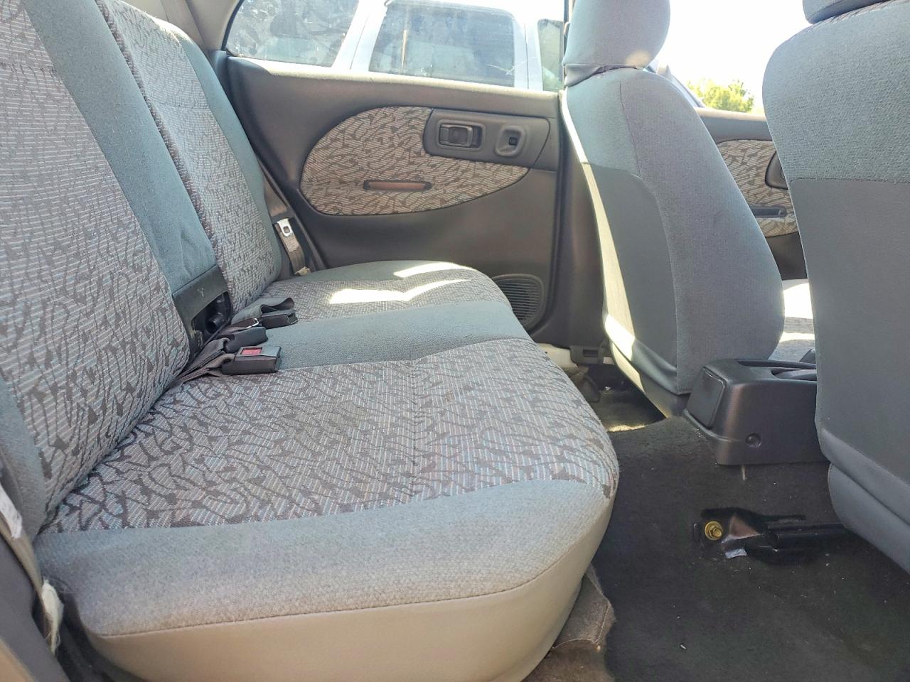 1997 Subaru Impreza Outback White vin: JF1GF4859VH813713