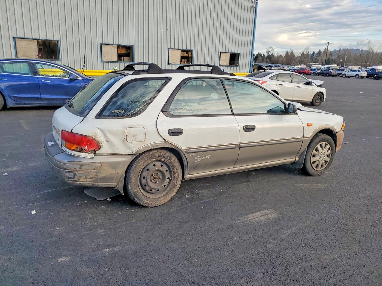 1997 Subaru Impreza Outback White vin: JF1GF4859VH819270