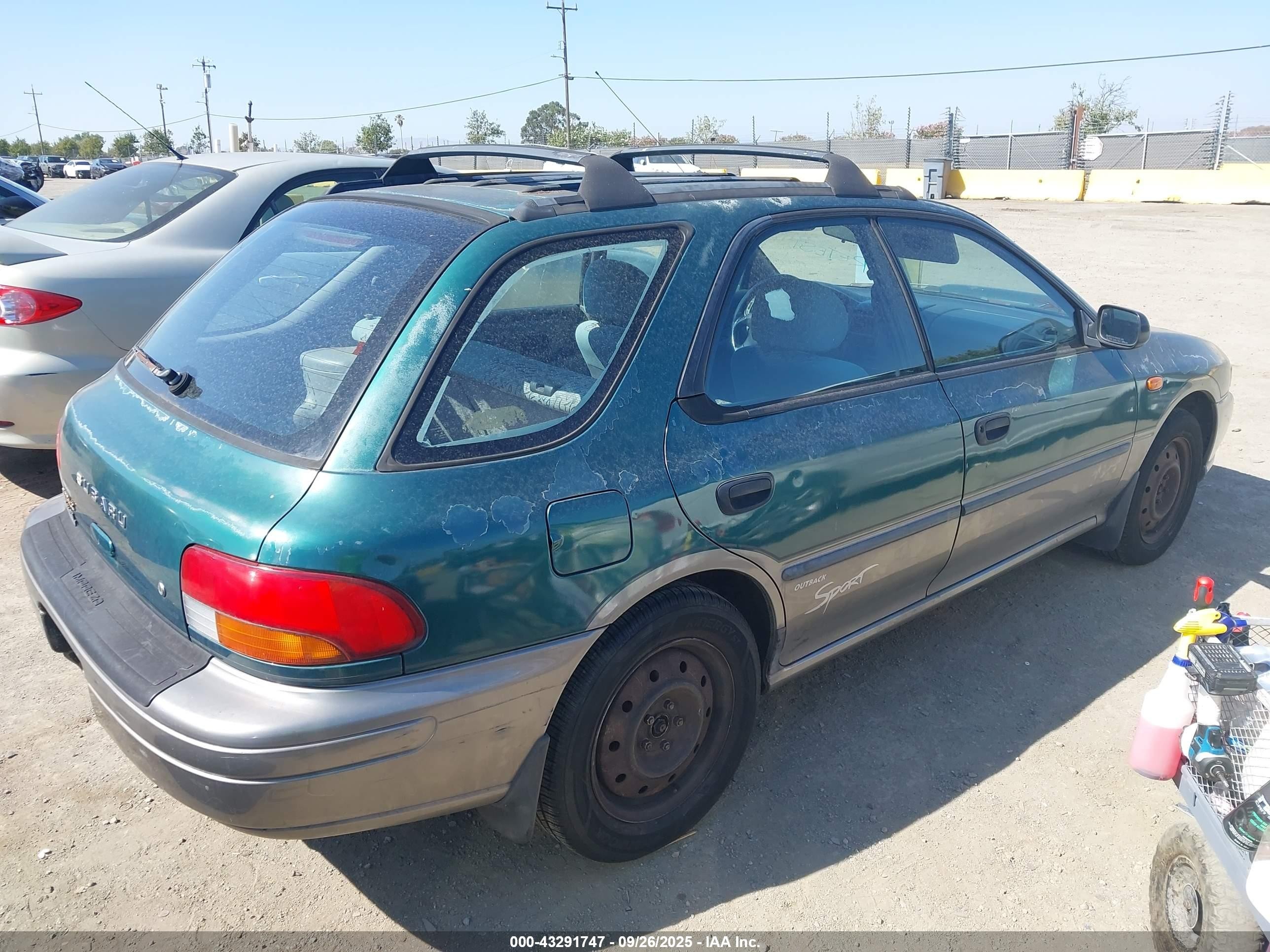 1998 Subaru Impreza Outback Sport Green vin: JF1GF4859WH808528