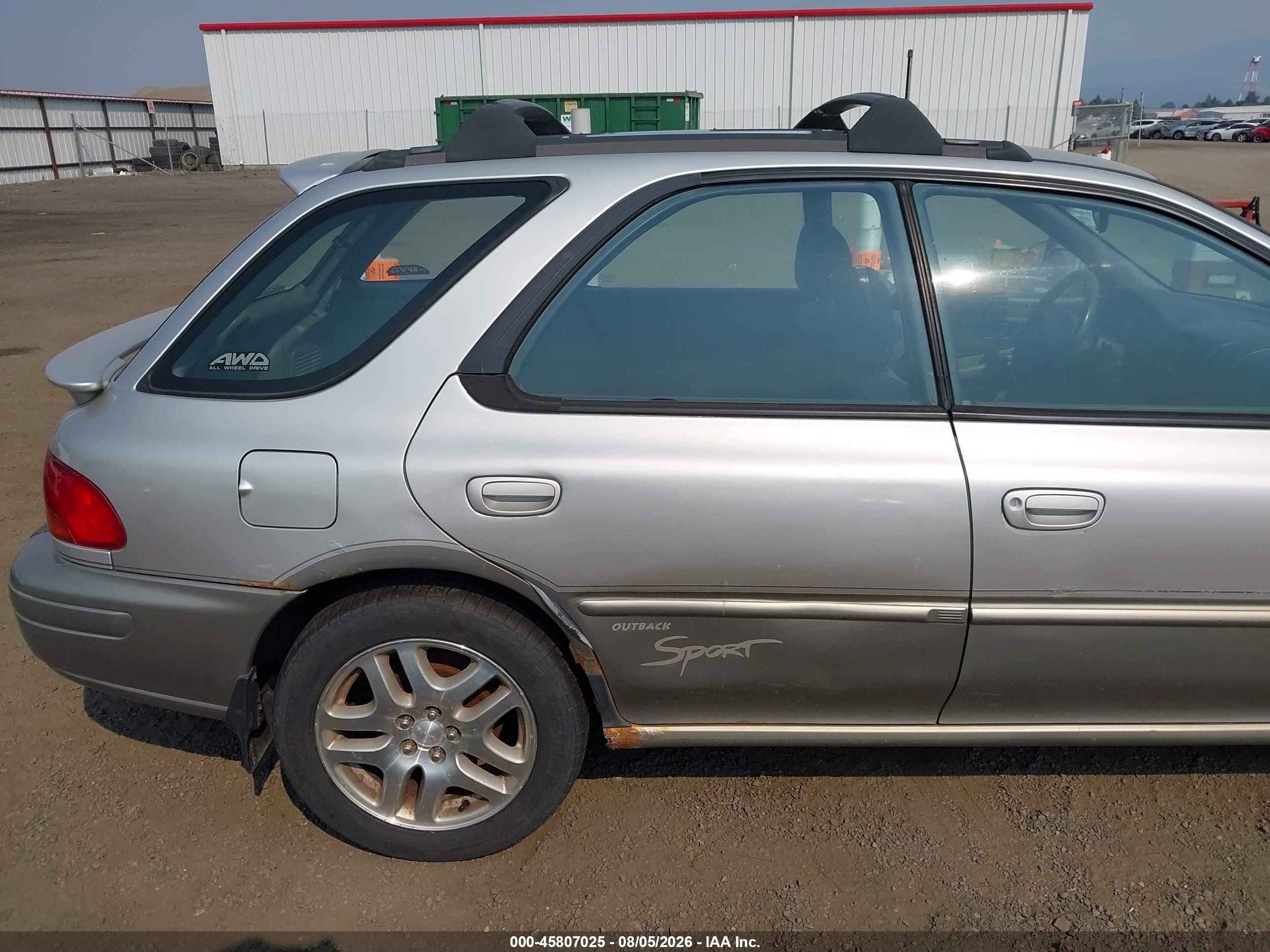 2000 Subaru Outback   Silver vin: JF1GF4859YG806030