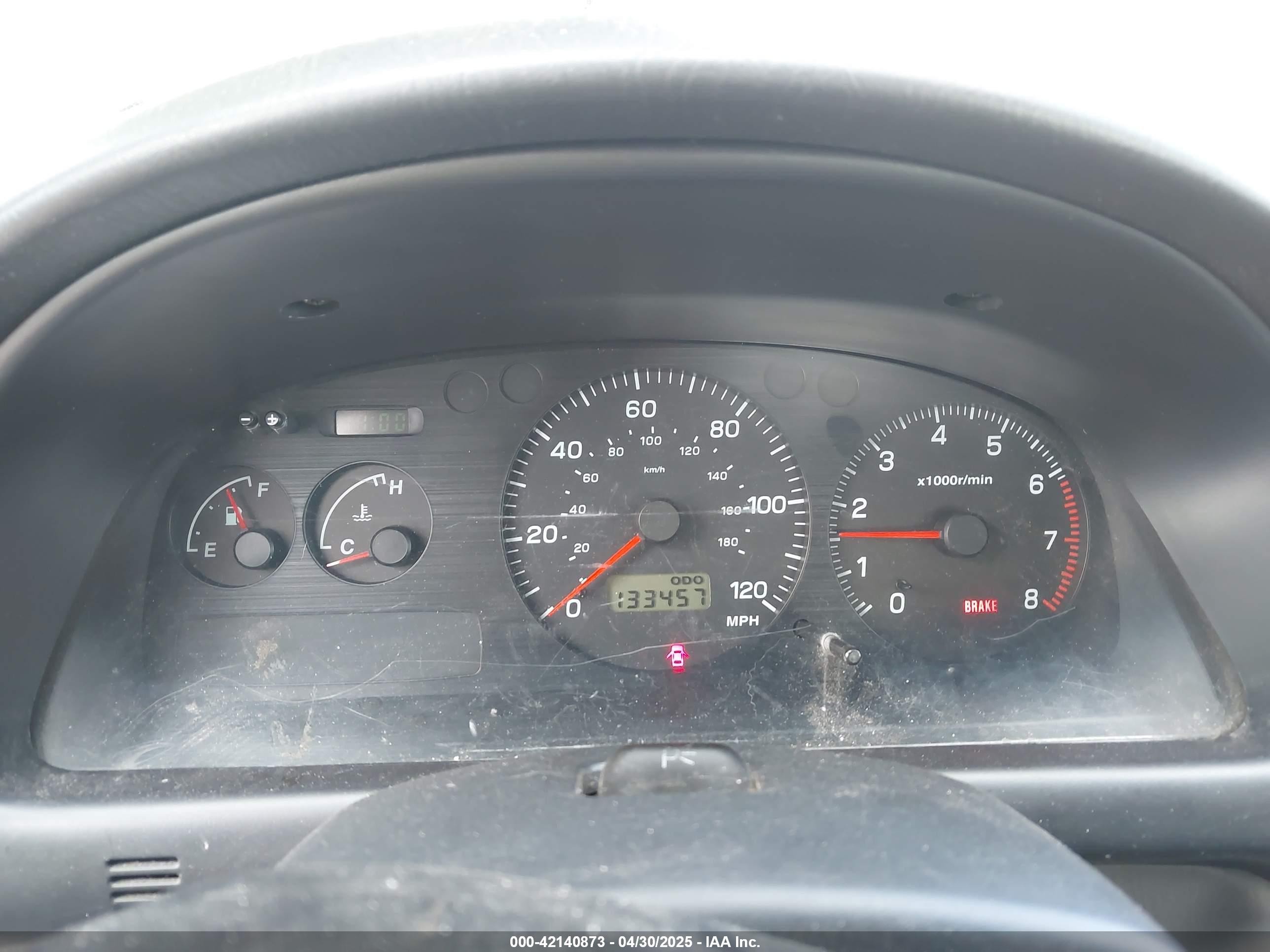 2001 Subaru Impreza Outback Sport   Silver vin: JF1GF485X1H802875
