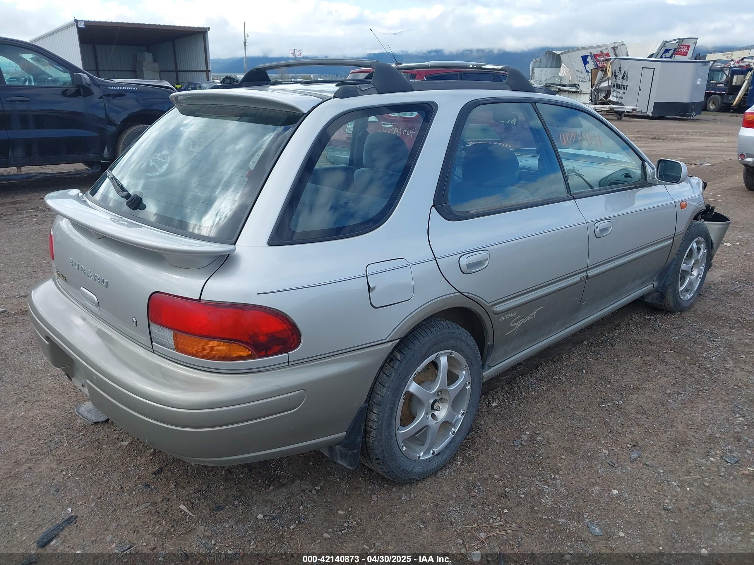 2001 Subaru Impreza Outback Sport   Silver vin: JF1GF485X1H802875